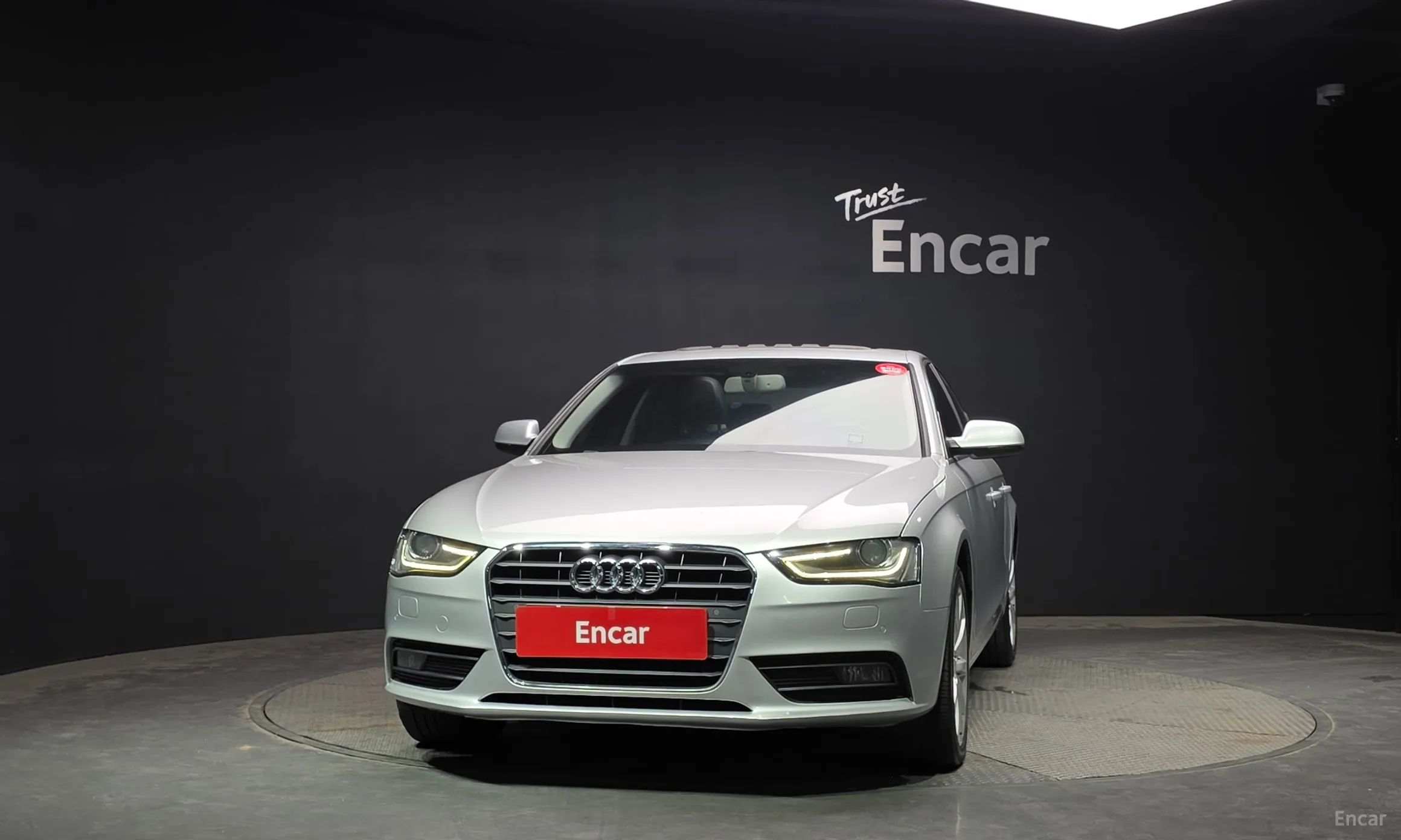 Audi New A4 превью 3