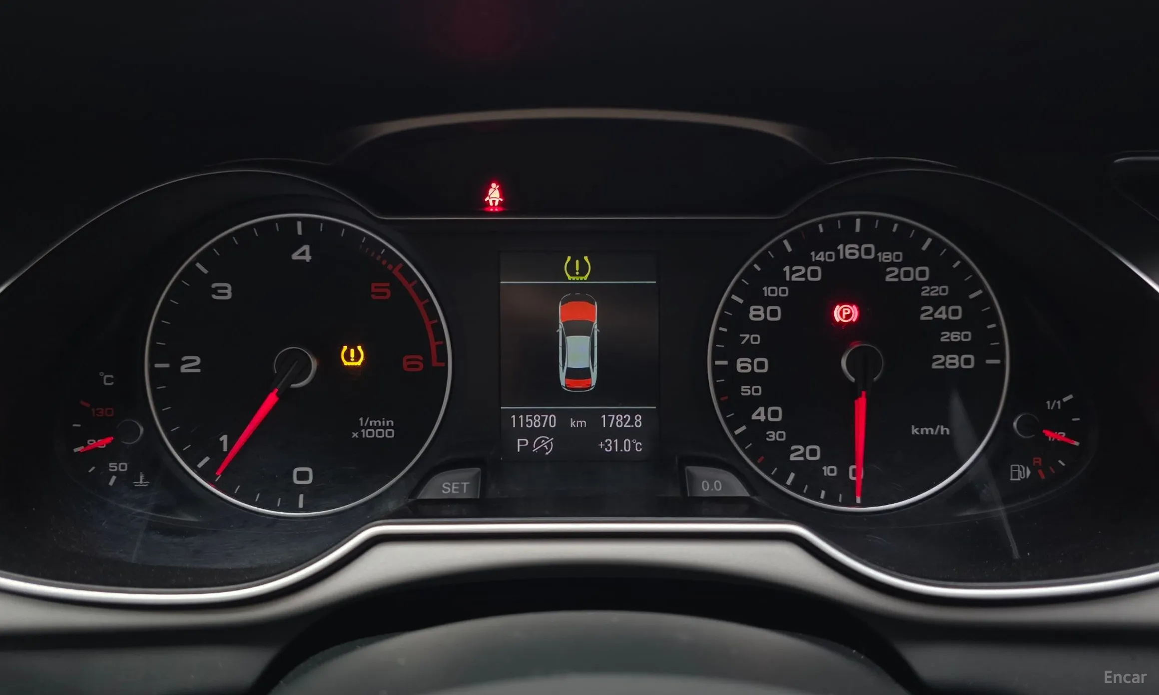 Audi New A4 превью 8