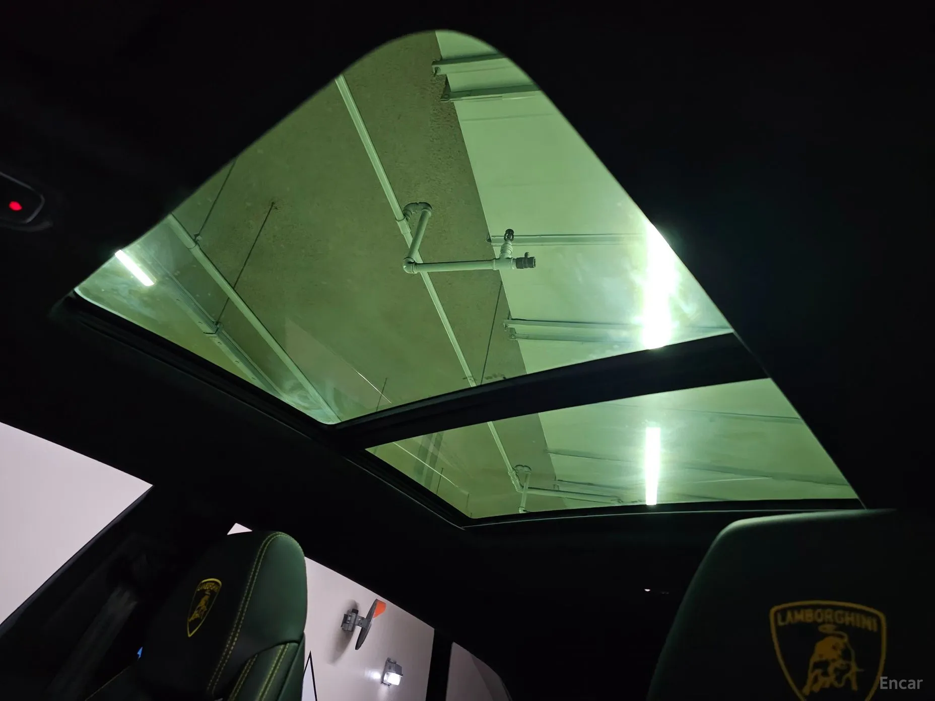Lamborghini Urus превью 15