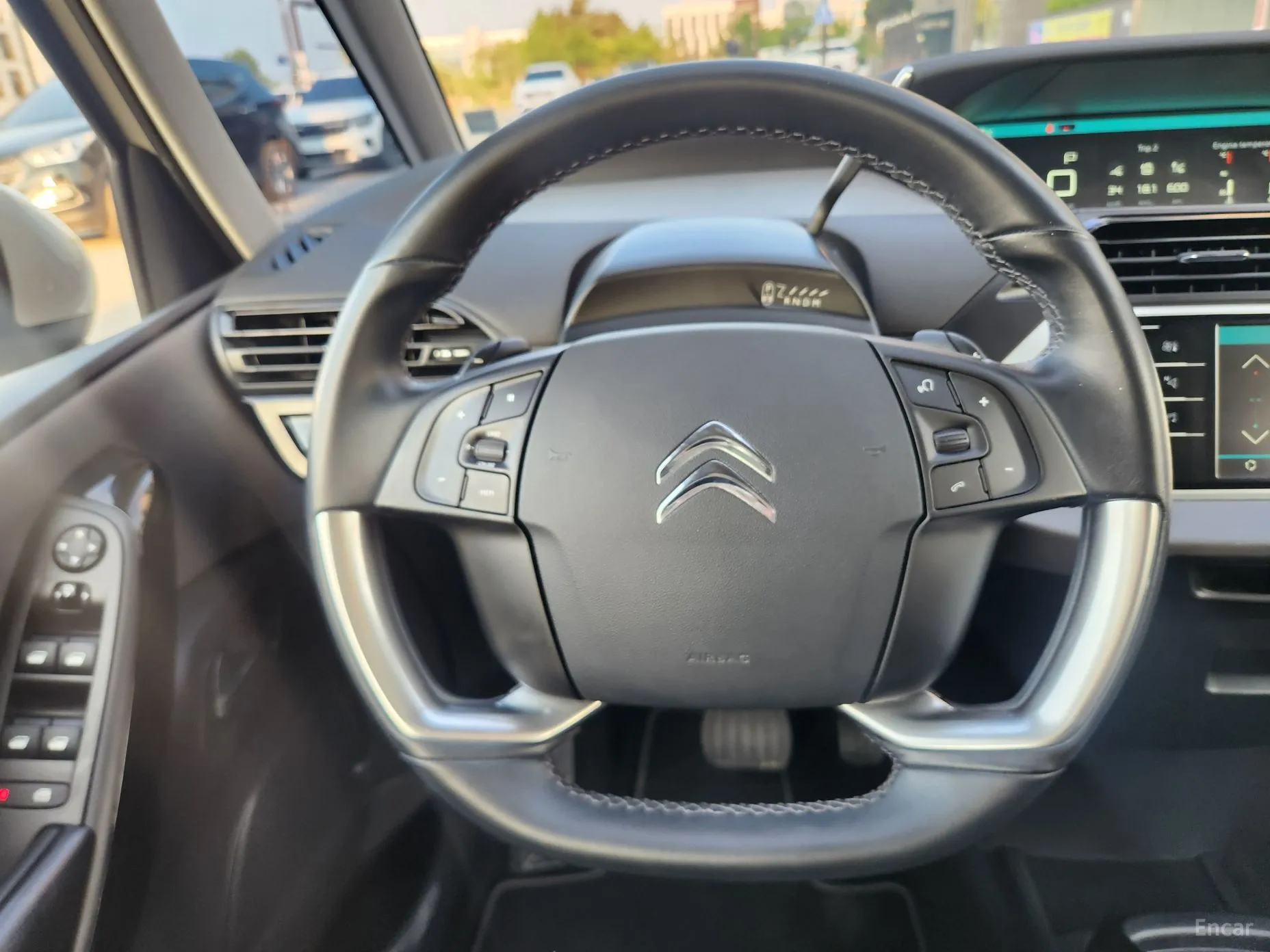 Citroën/DS Grand C4 Picasso превью 10
