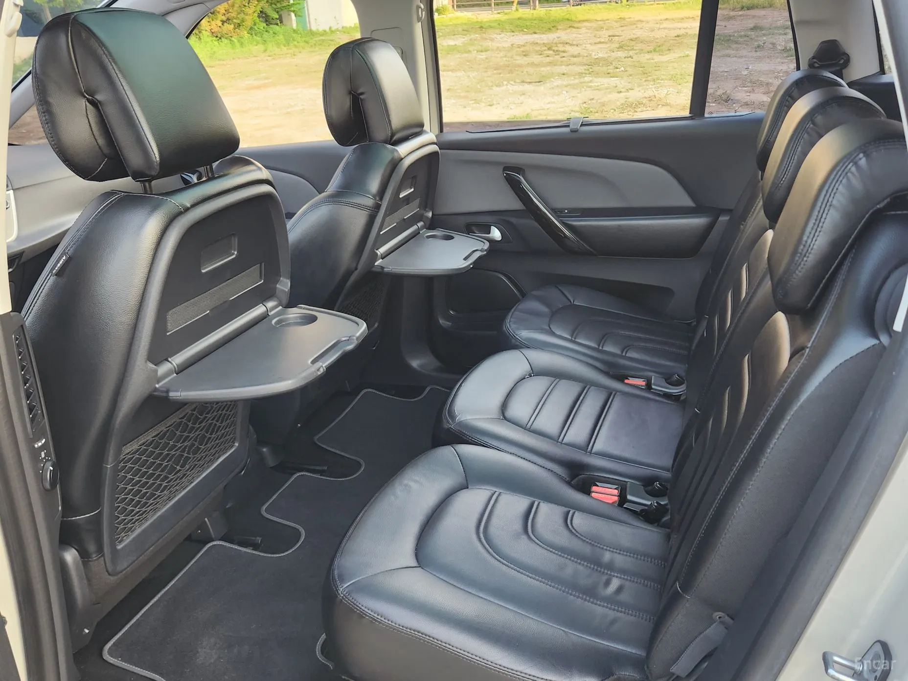 Citroën/DS Grand C4 Picasso превью 17