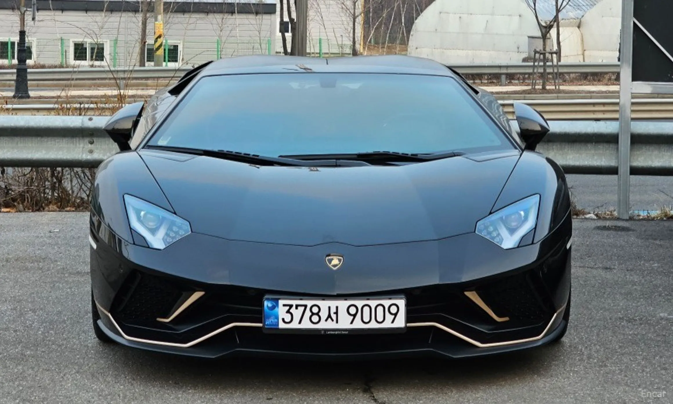 Lamborghini Aventador превью 6