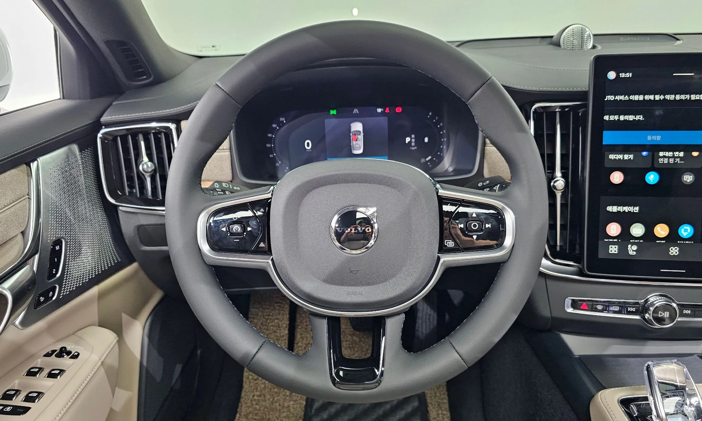 Volvo S90 превью 13