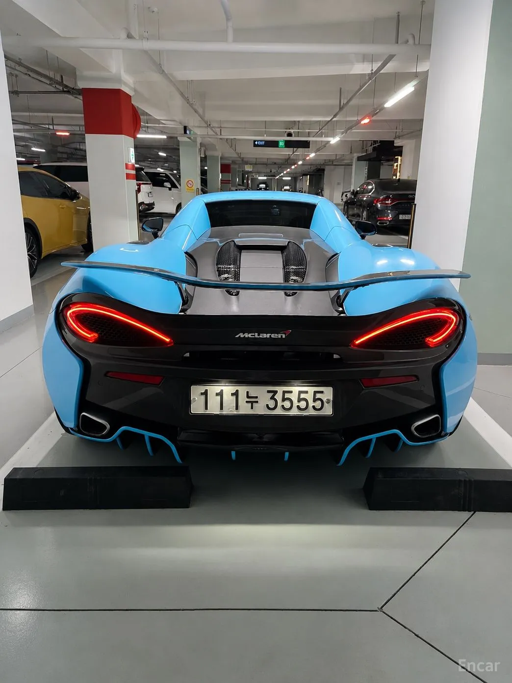 McLaren 570S превью 4
