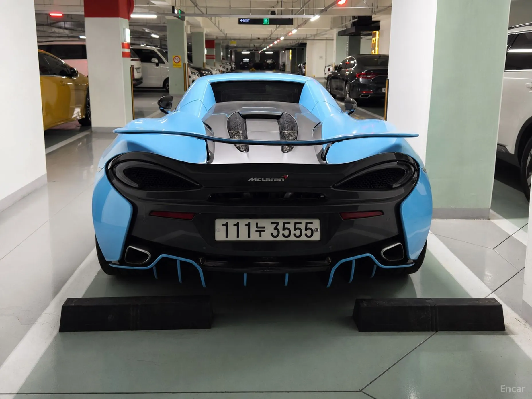 McLaren 570S превью 7