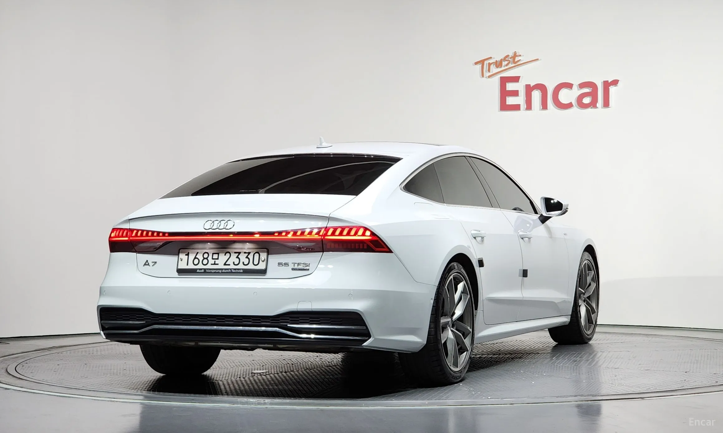 Audi A7 (4K)