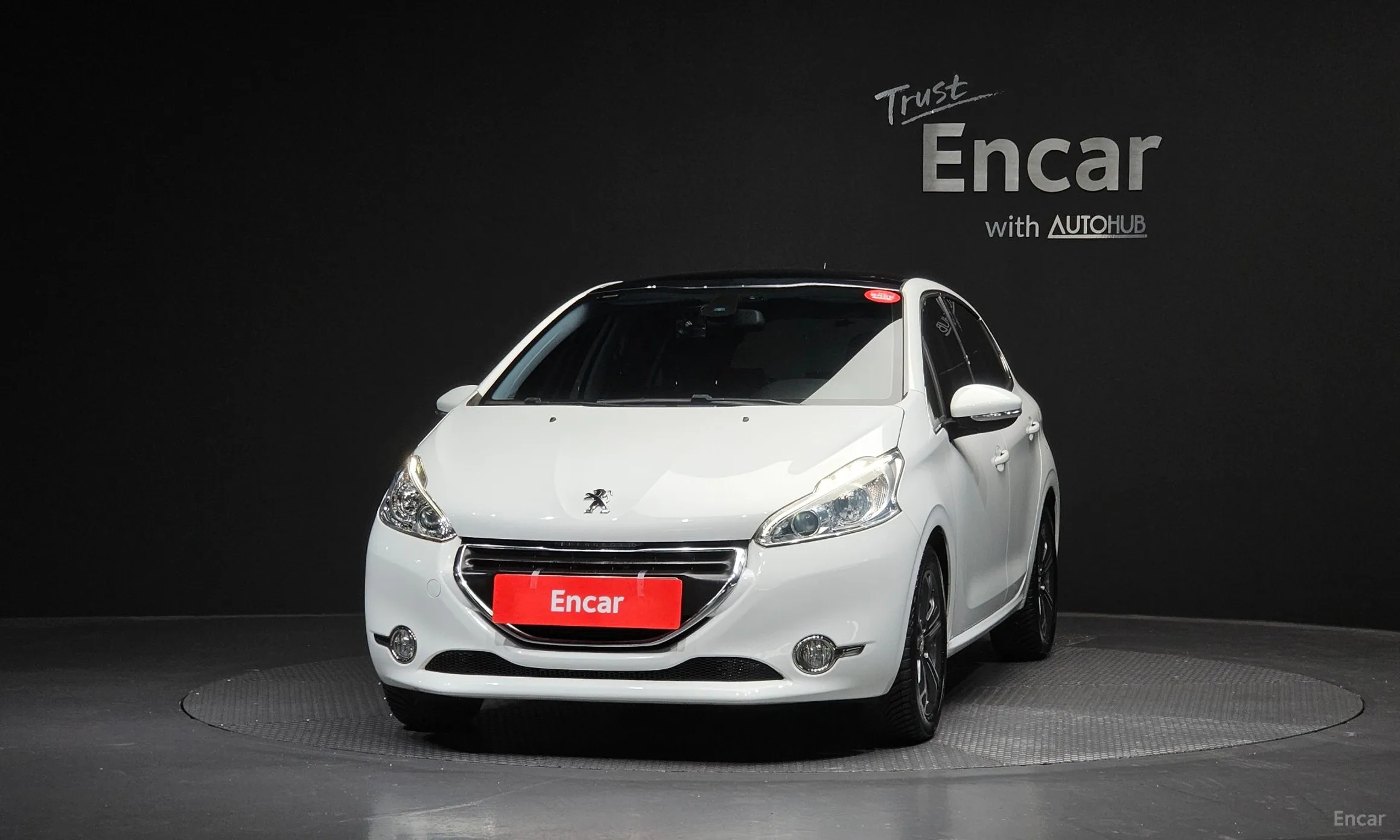 Peugeot 208 превью 3