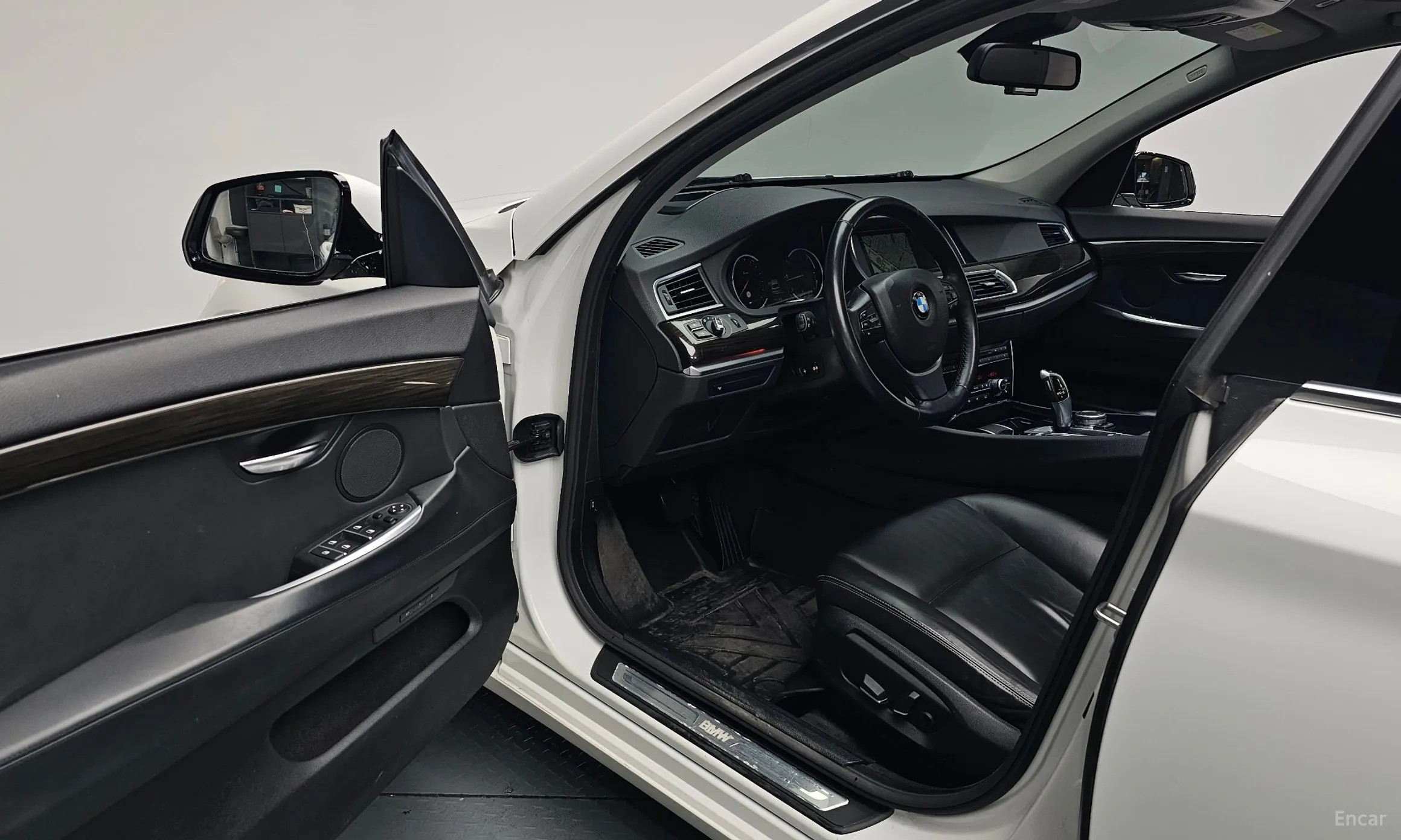 BMW 5 Series GT (F07) превью 10