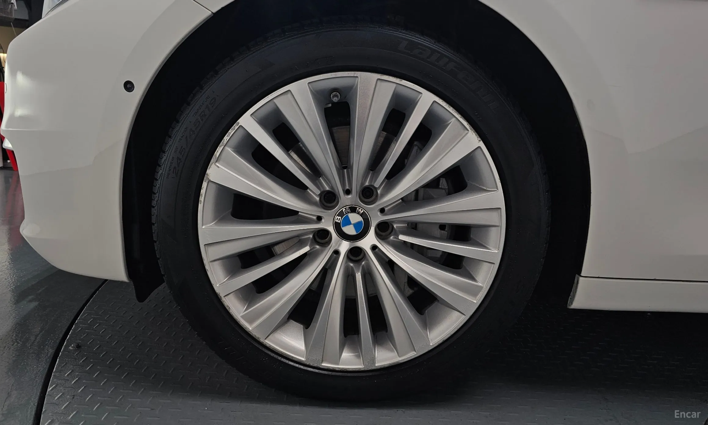 BMW 5 Series GT (F07) превью 5
