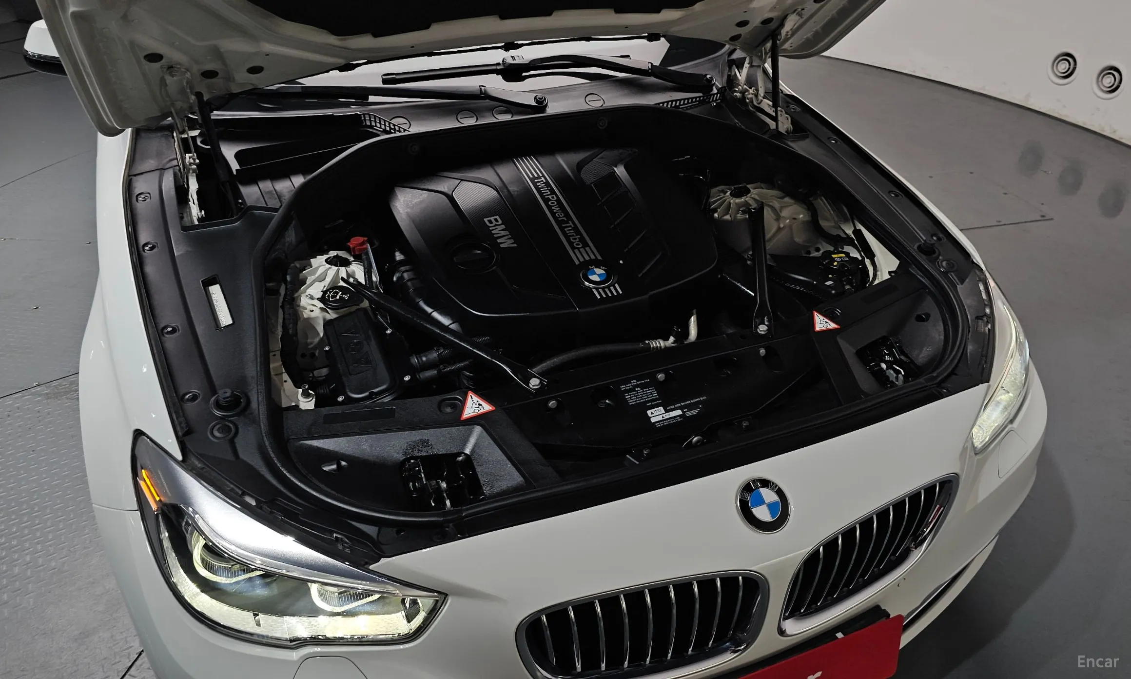 BMW 5 Series GT (F07) превью 6