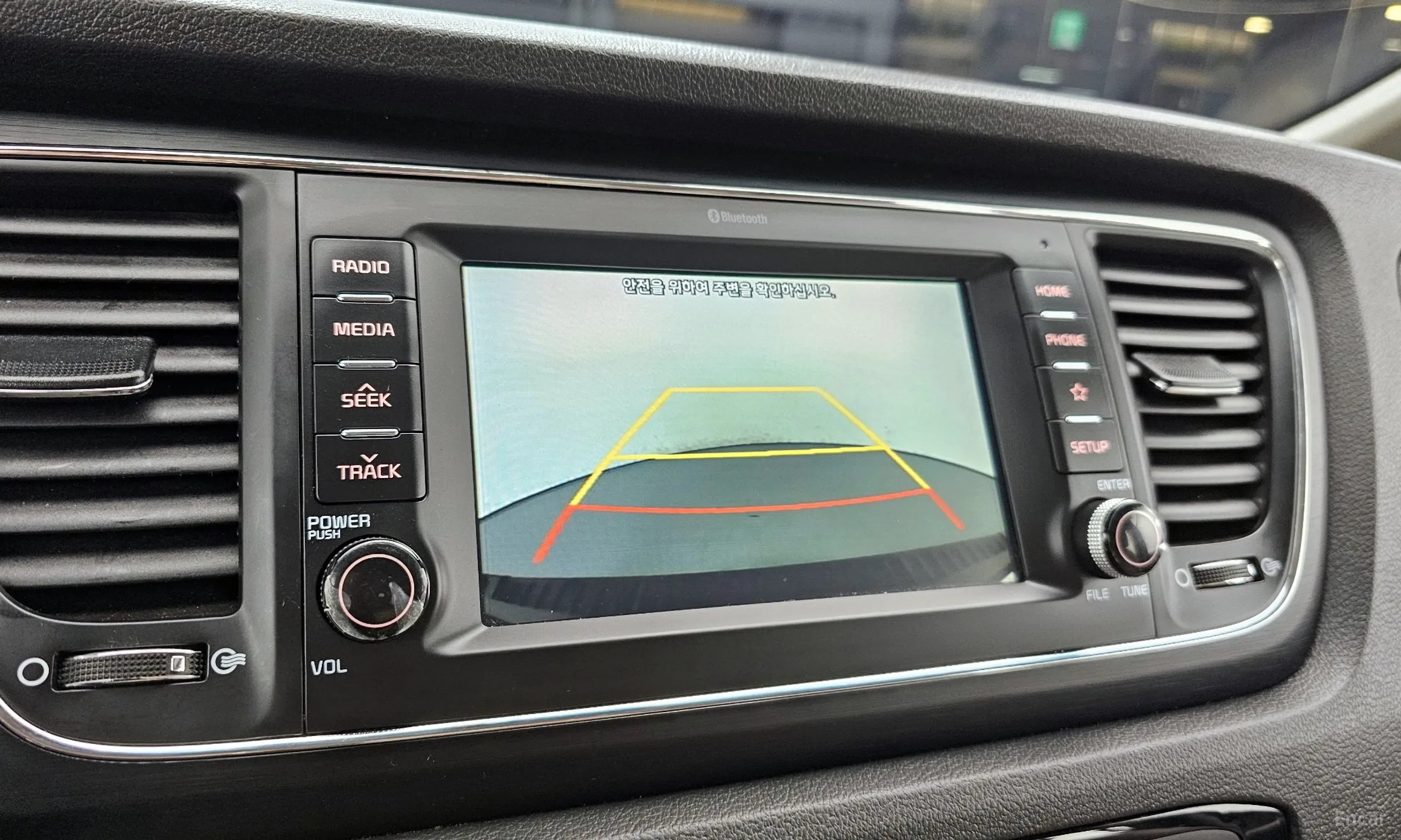 Kia Carnival превью 15