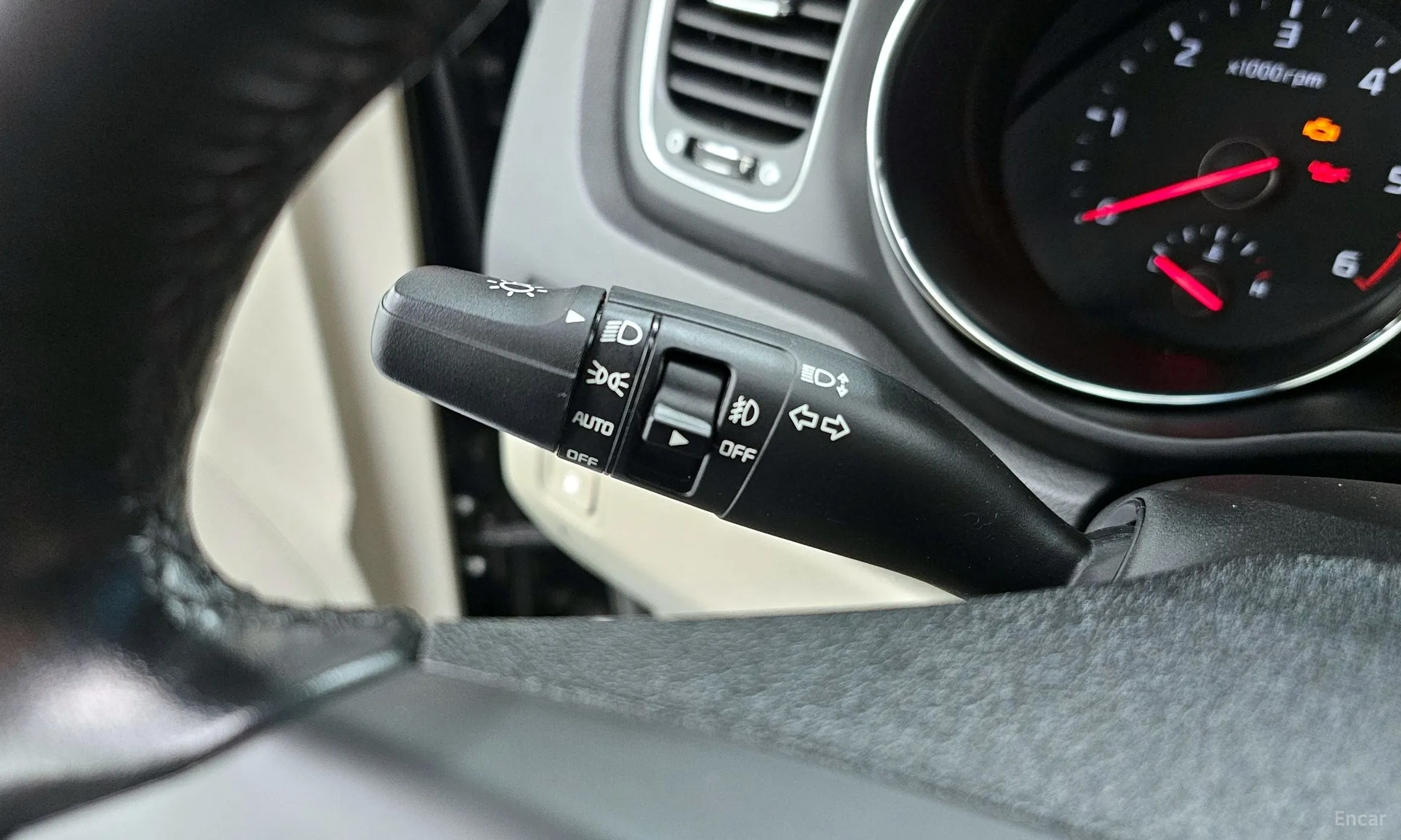 Kia Carnival превью 18