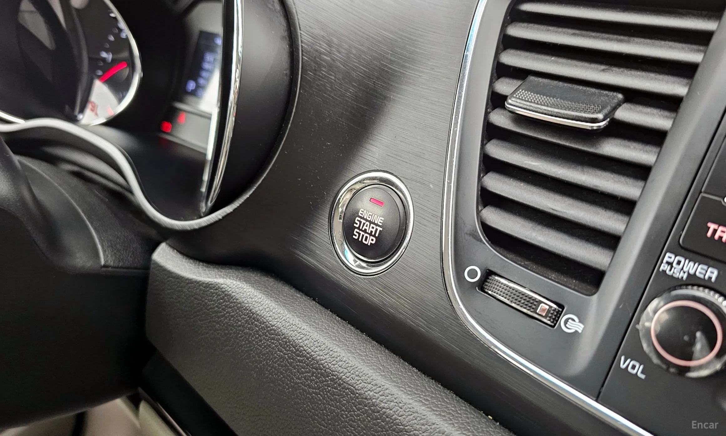 Kia Carnival превью 20