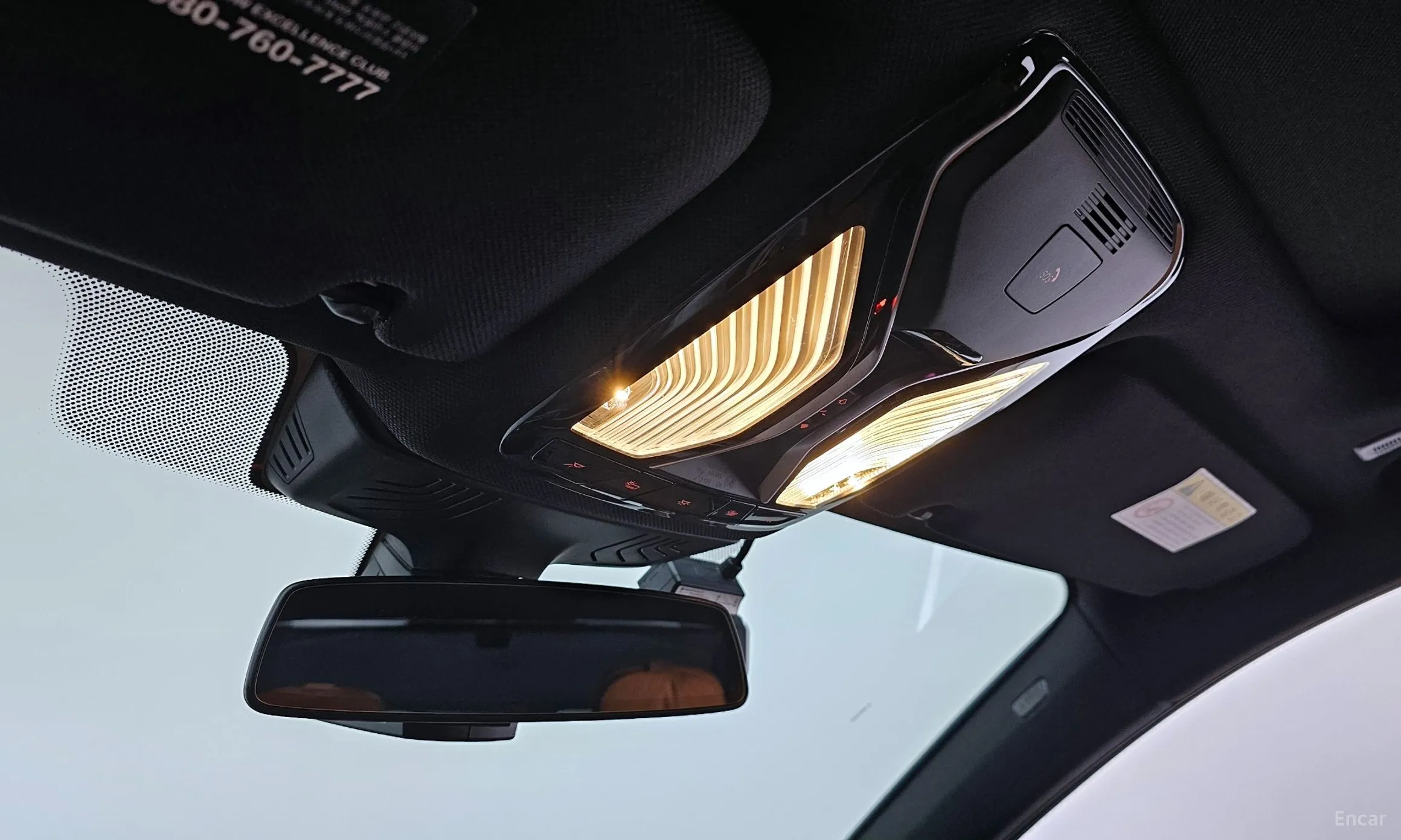 BMW 7 Series (G11) превью 15