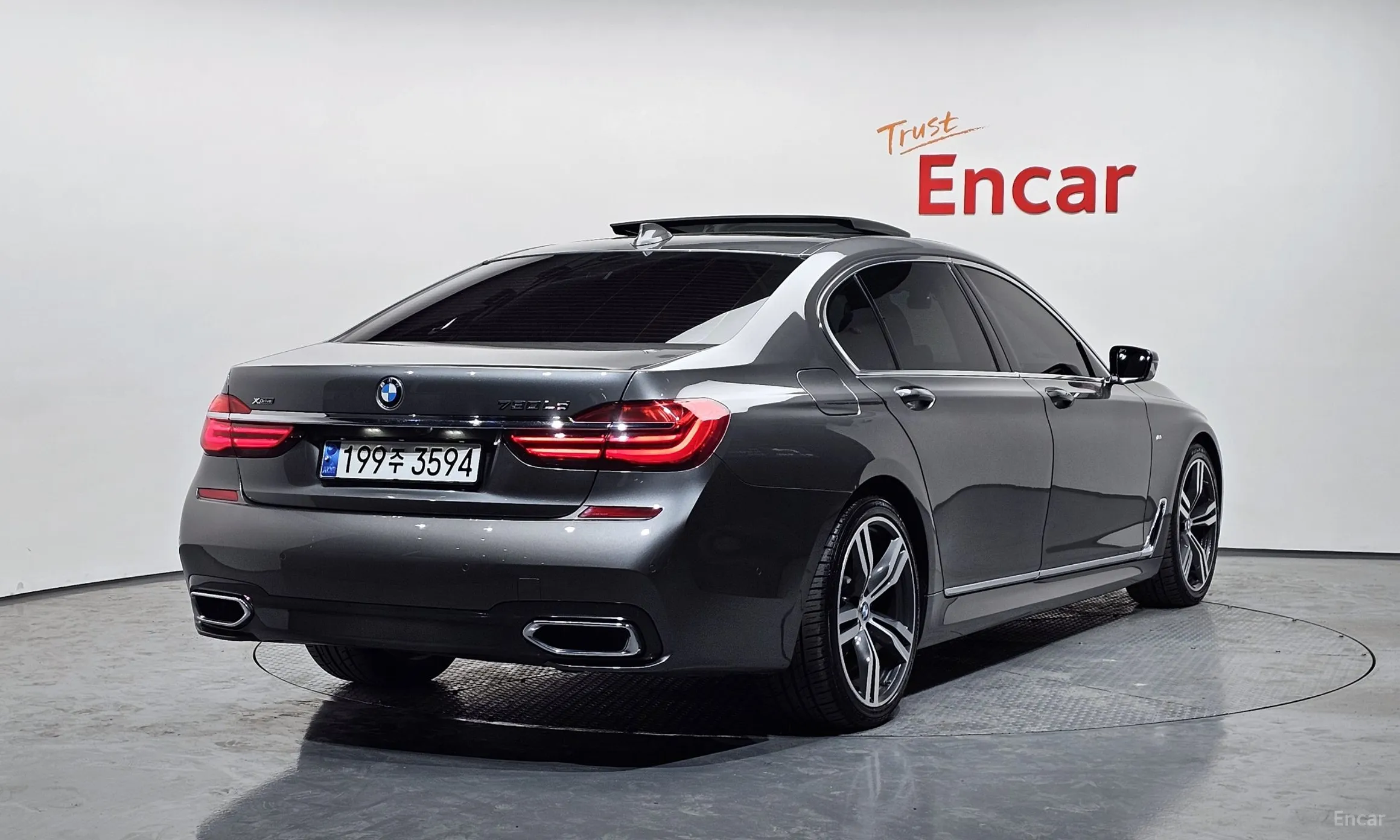 BMW 7 Series (G11)