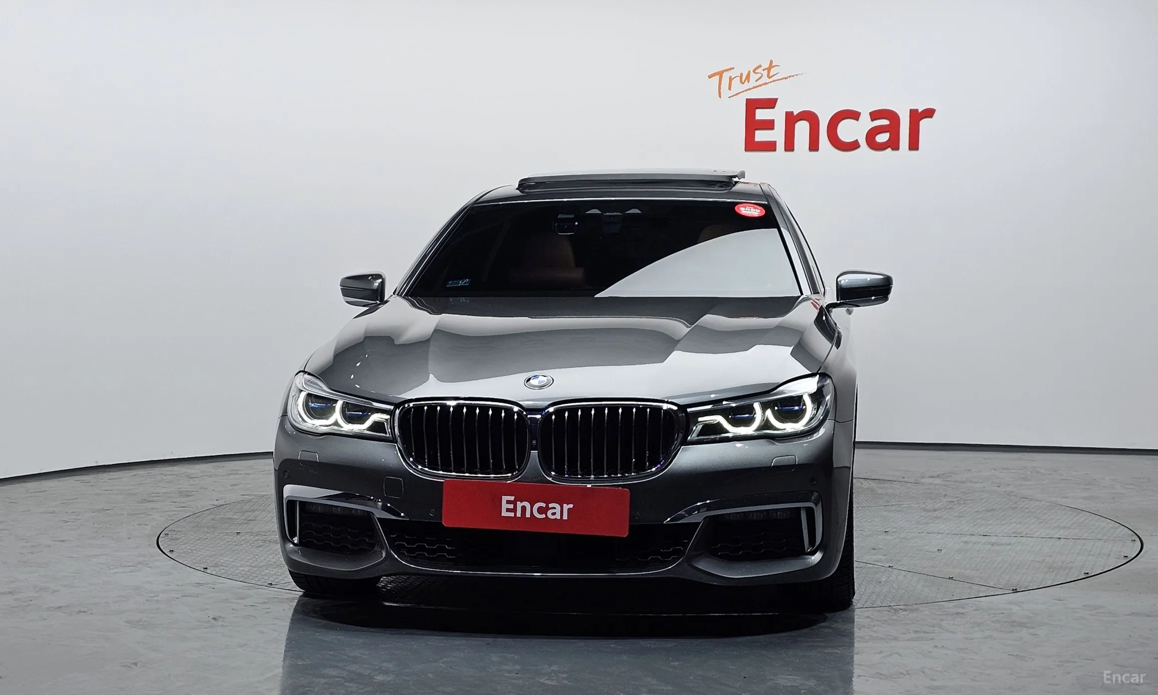 BMW 7 Series (G11) превью 3