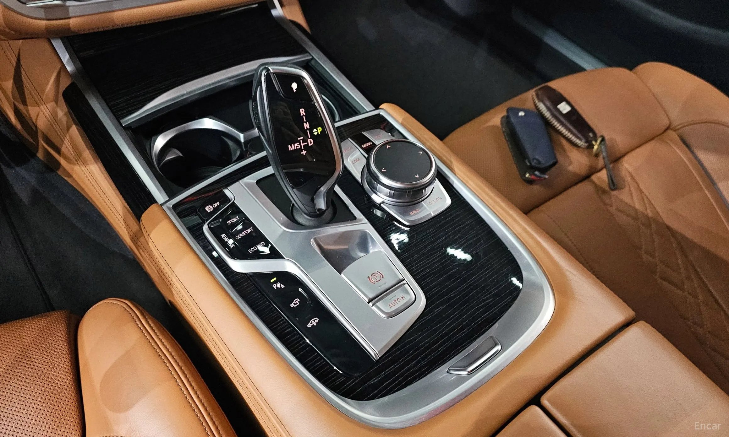 BMW 7 Series (G11) превью 9