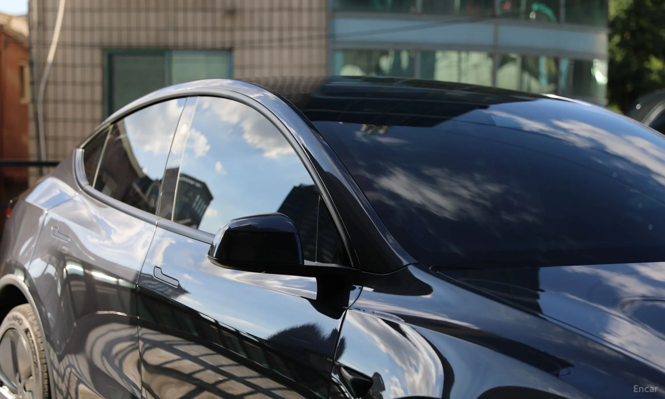 Tesla Model Y превью 14