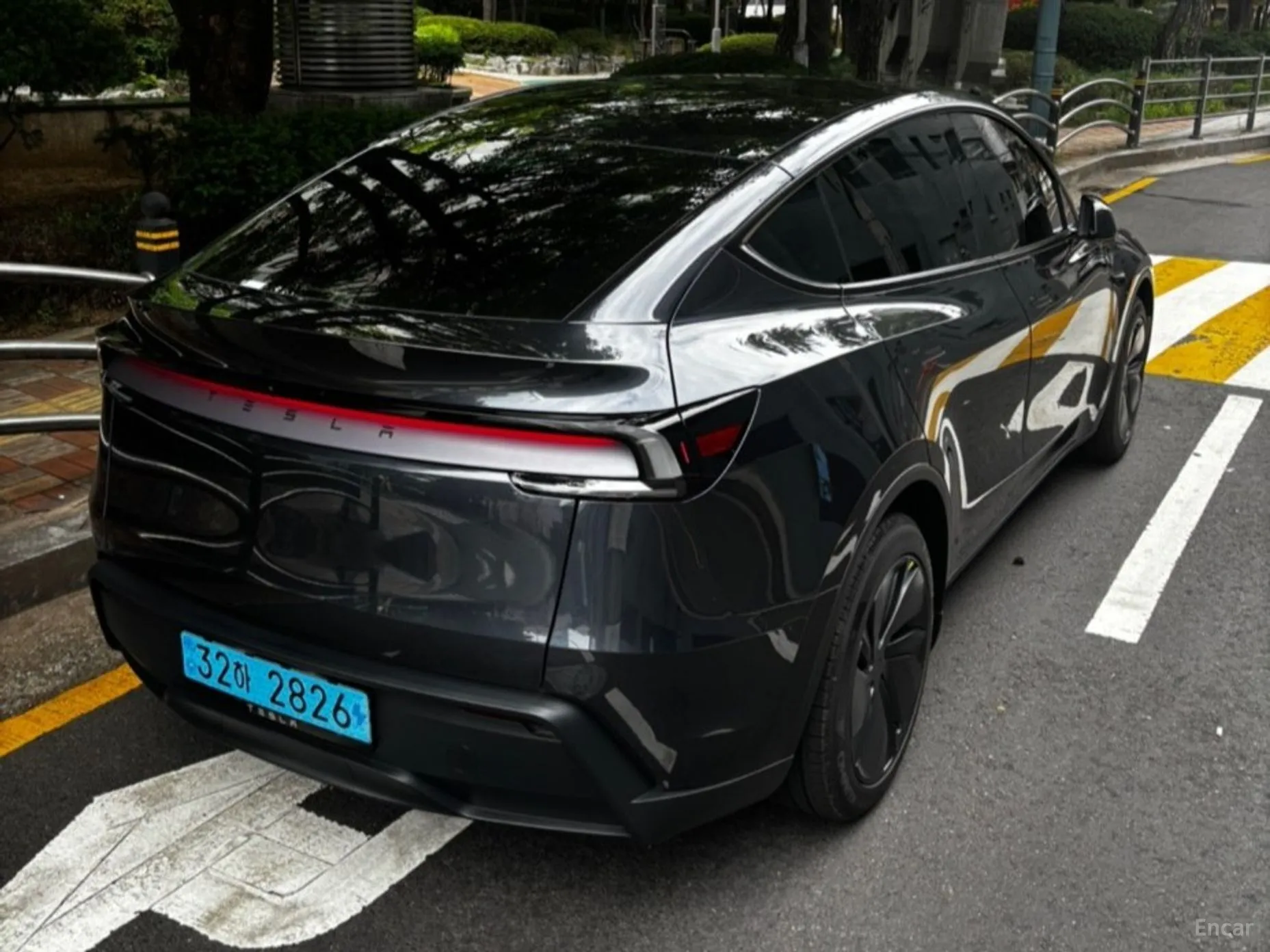 Tesla Model Y превью 5