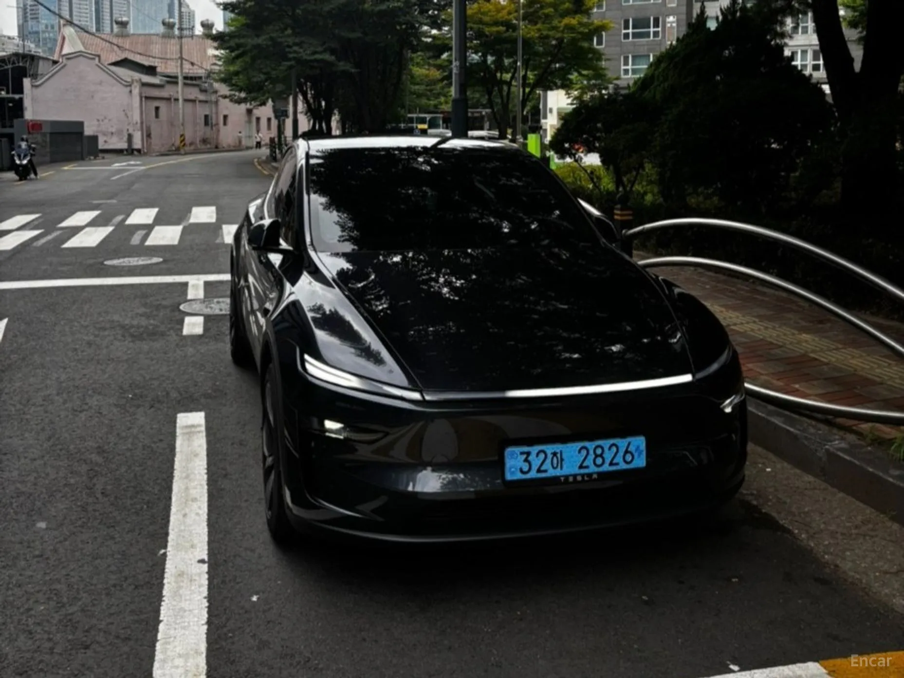 Tesla Model Y превью 7