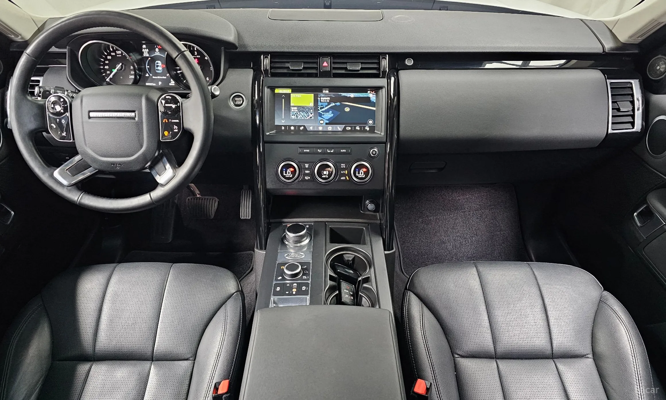Land Rover Discovery 5 превью 7