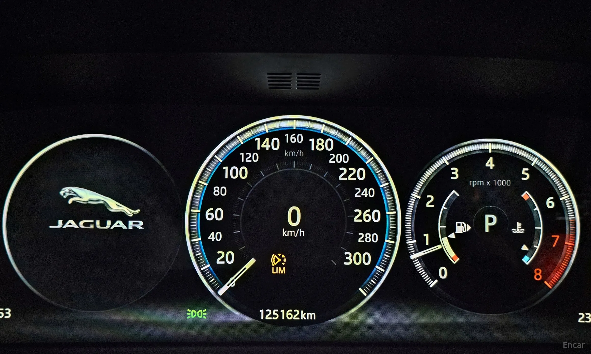 Jaguar XF (x260) превью 8