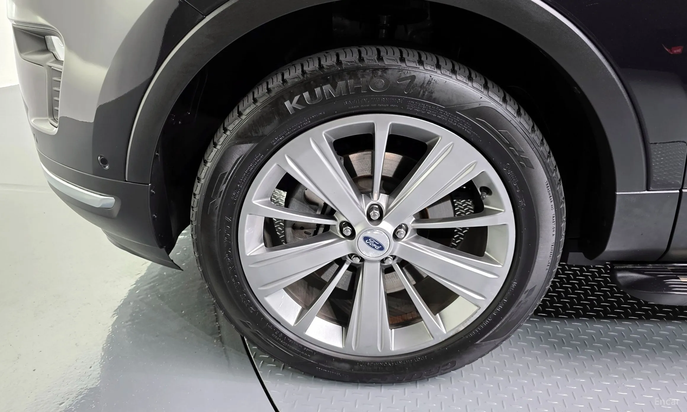 Ford Explorer превью 5