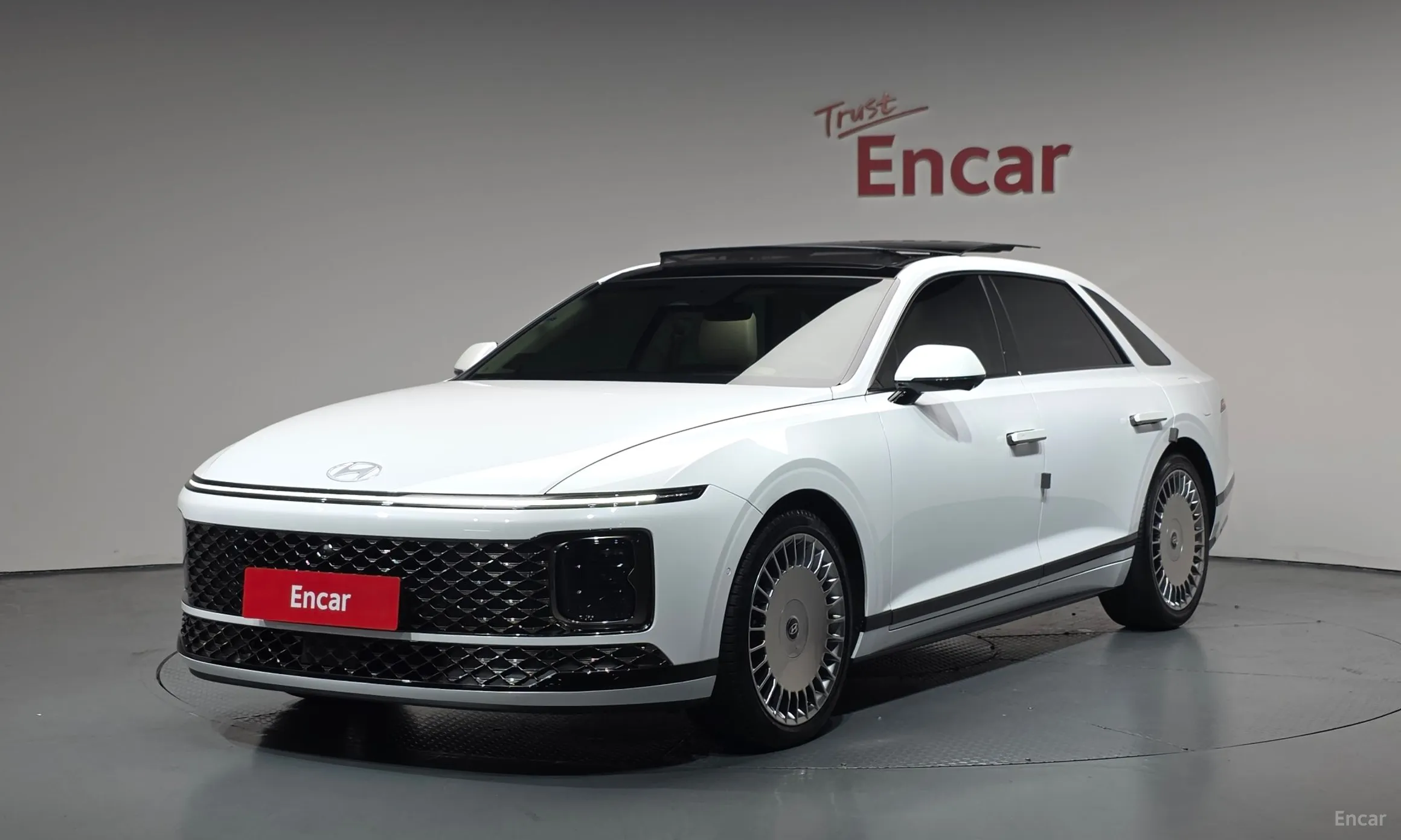 Grandeur Hybrid (GN7)
