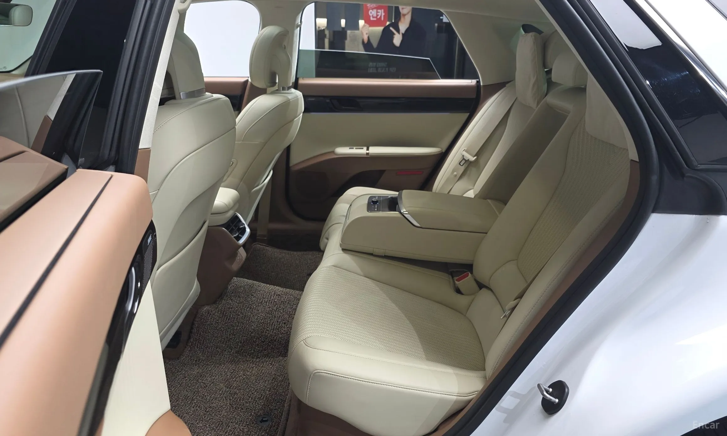 Hyundai Grandeur Hybrid (GN7) превью 11