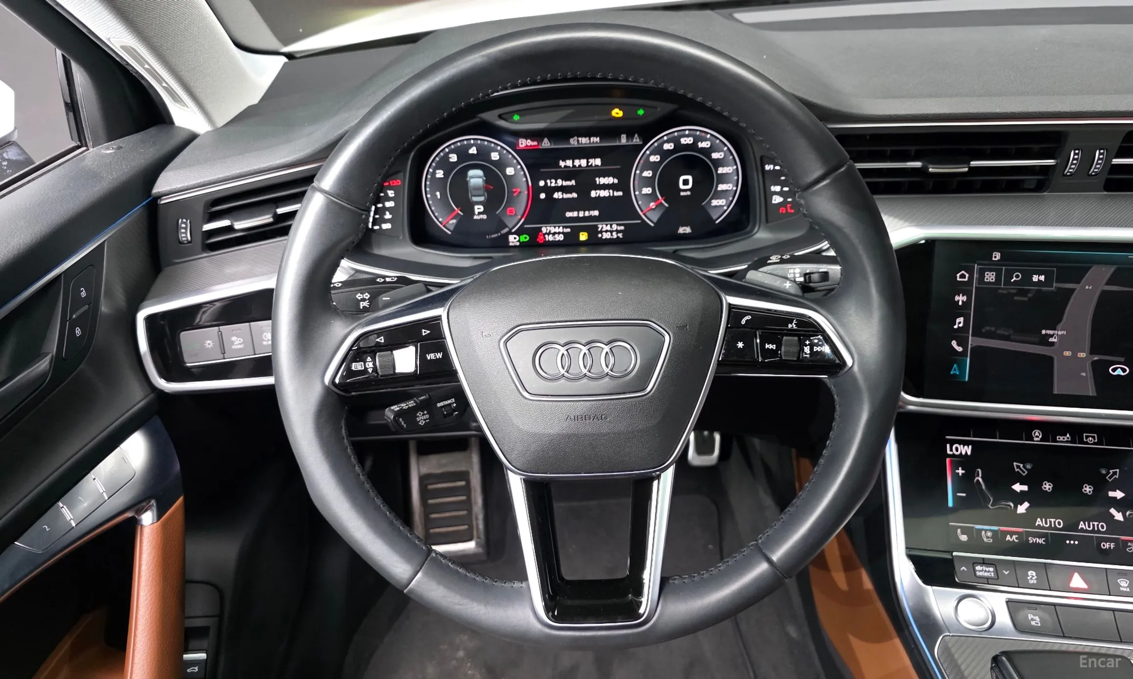 Audi A6 (C8) превью 14