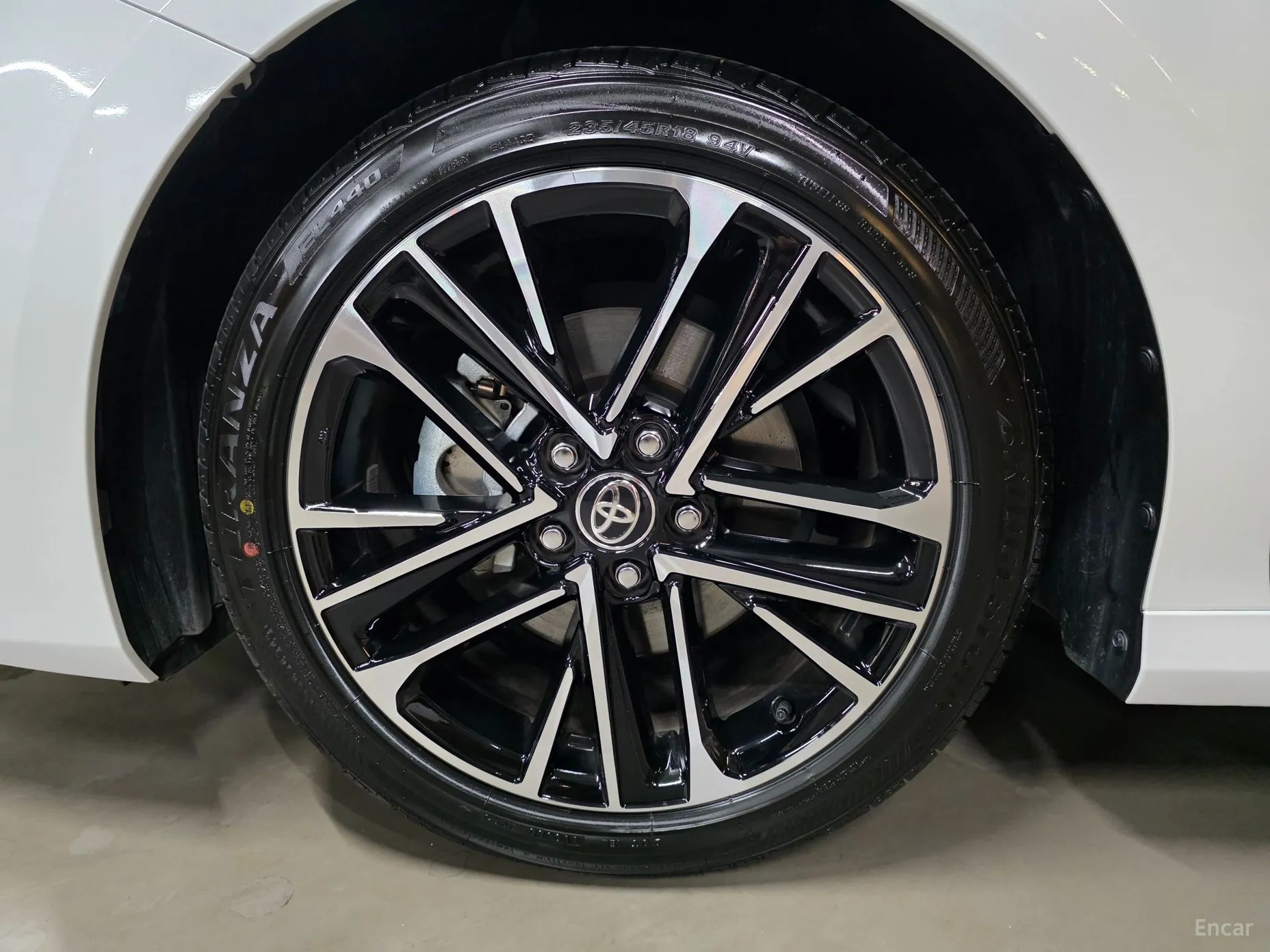 Toyota Camry (XV80) превью 5