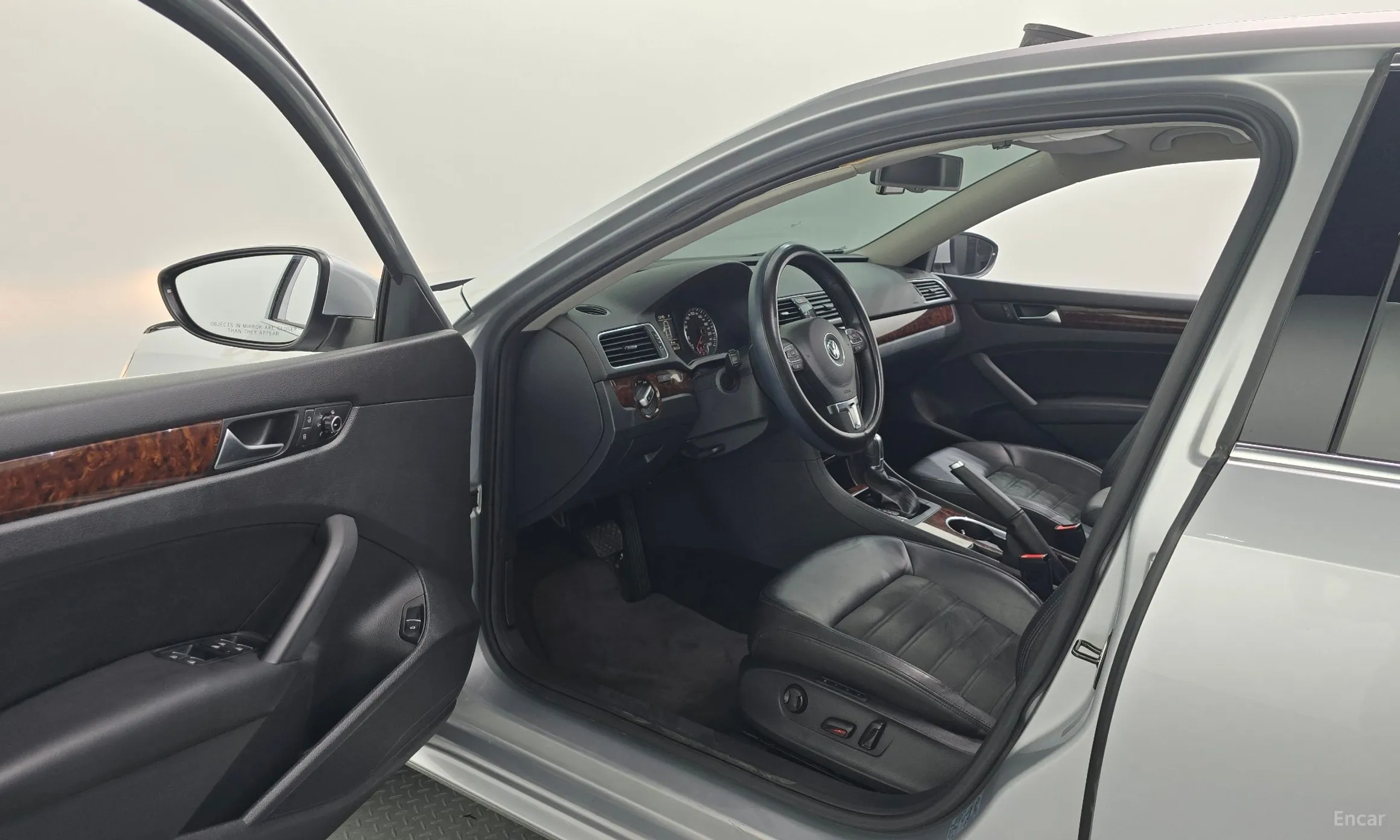 Volkswagen The New Passat превью 10