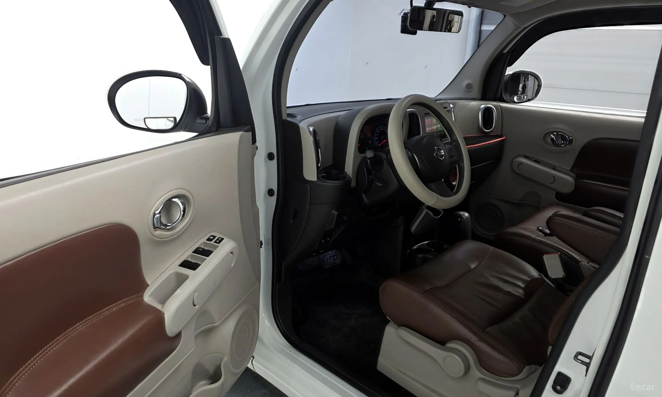 Nissan Cube превью 10