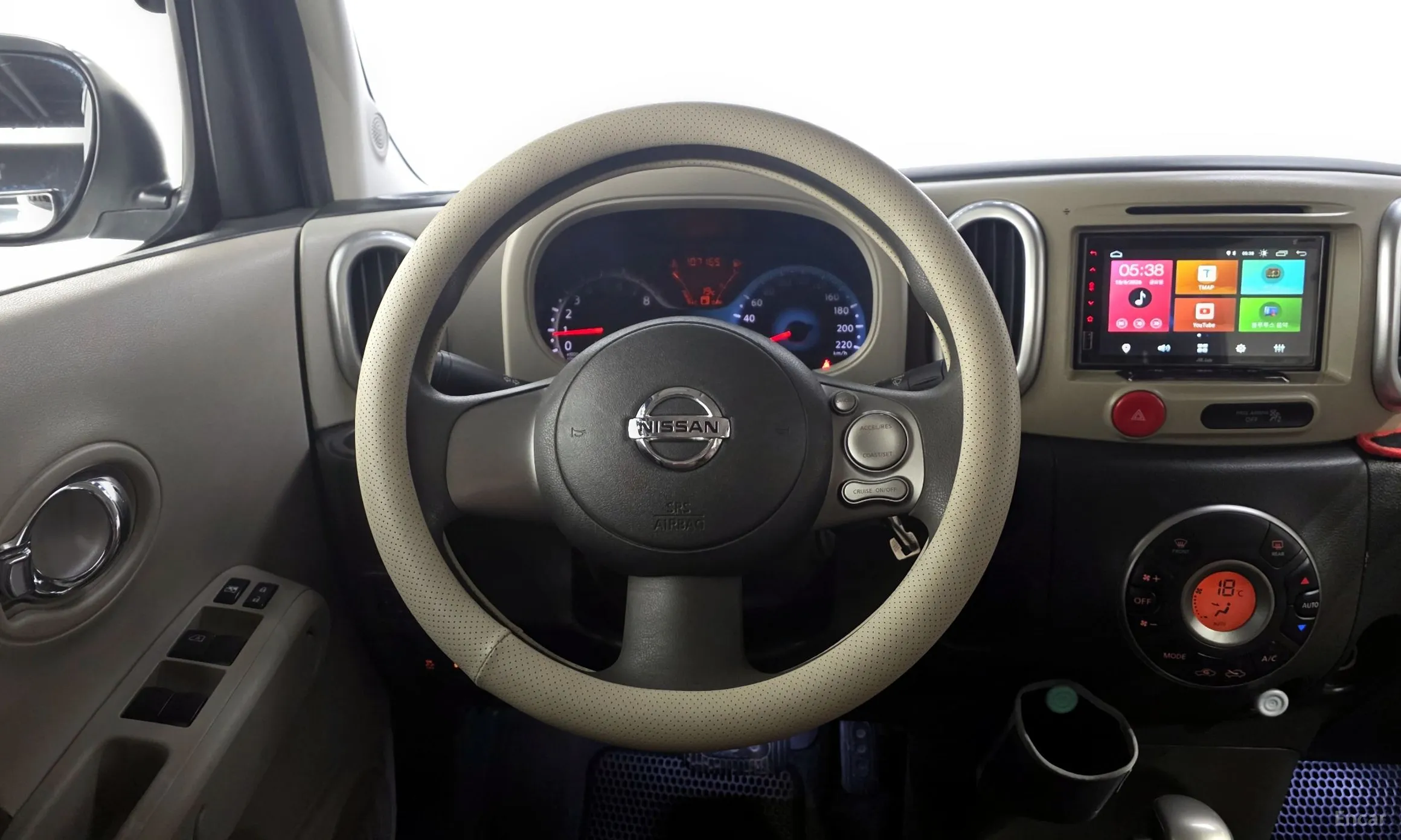Nissan Cube превью 12