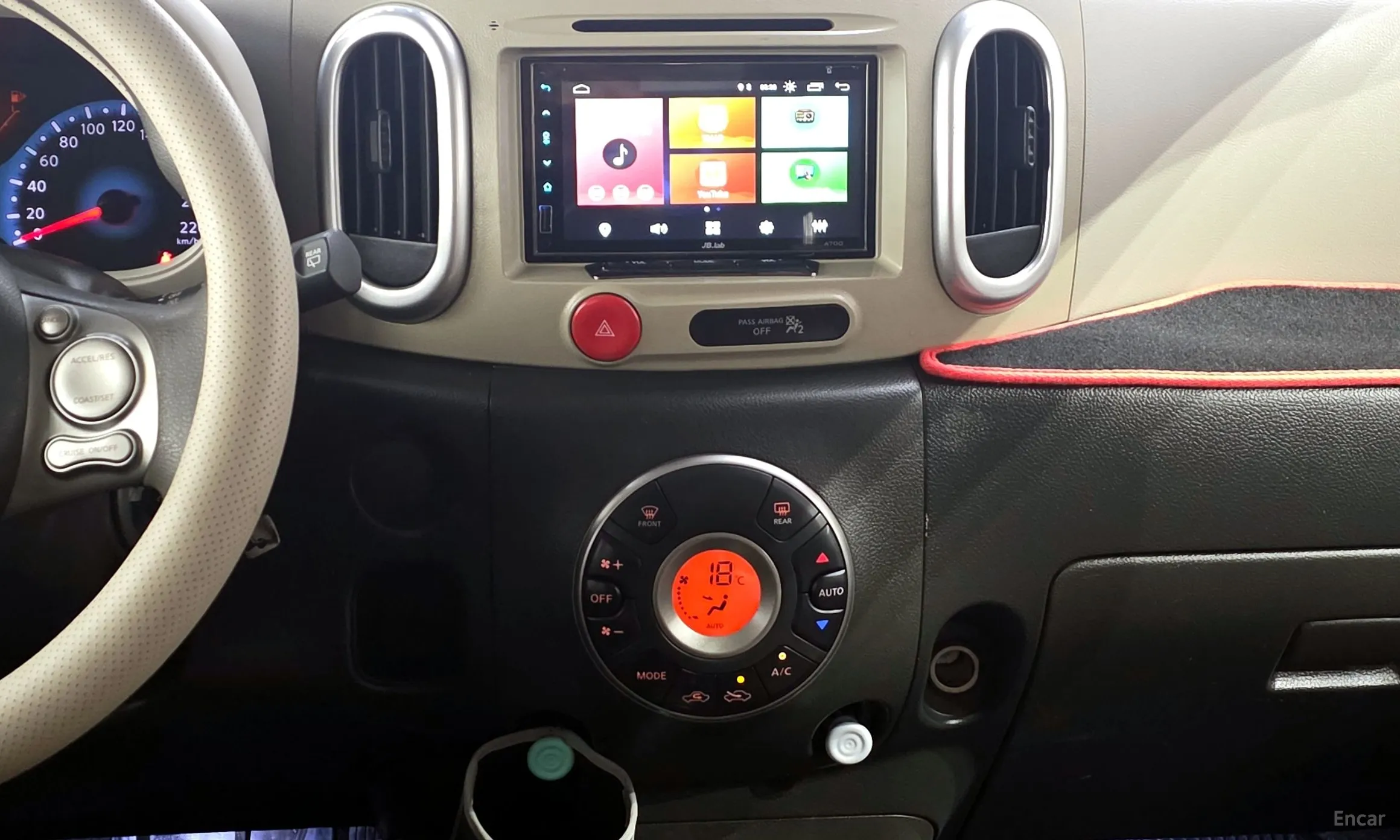 Nissan Cube превью 13