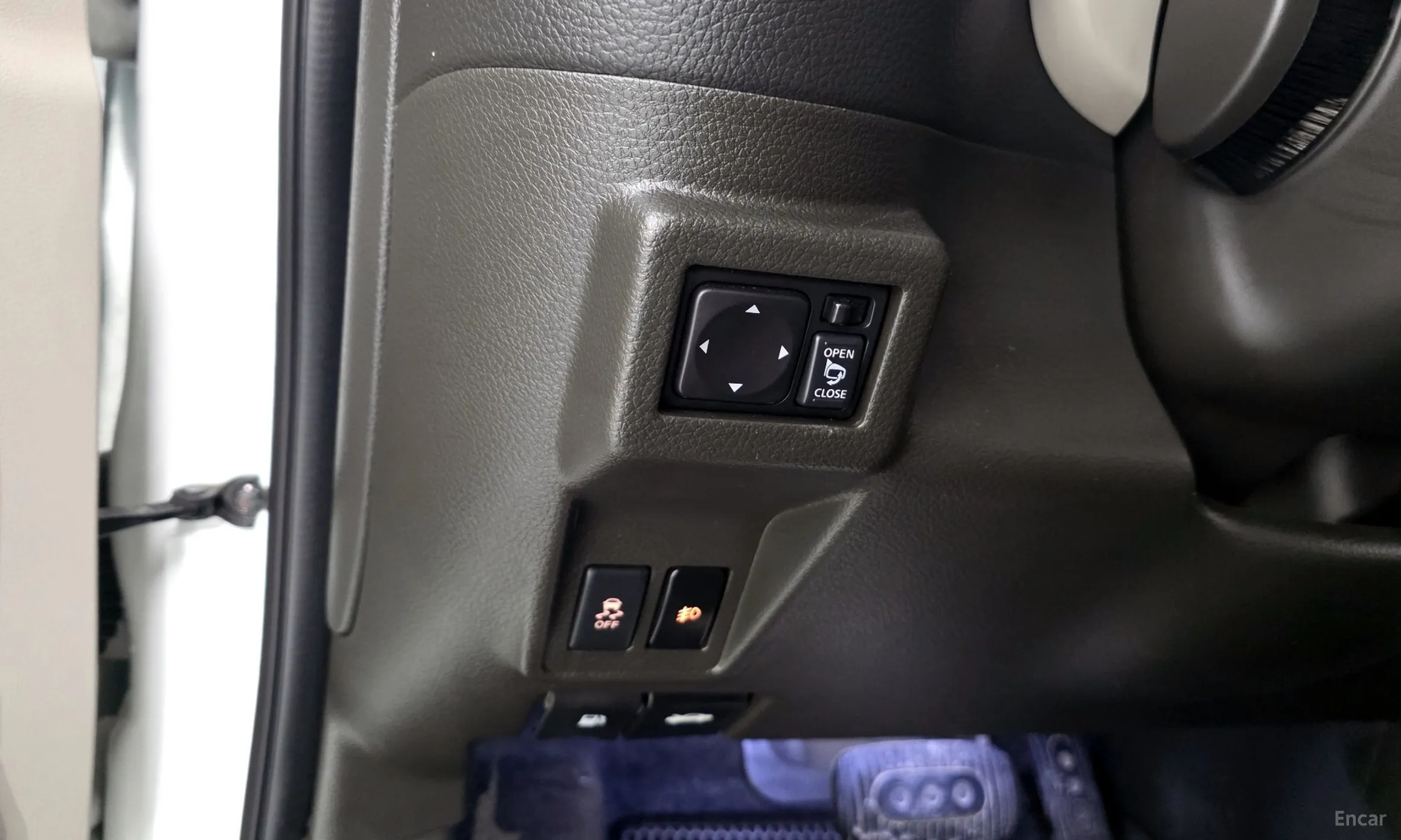 Nissan Cube превью 19