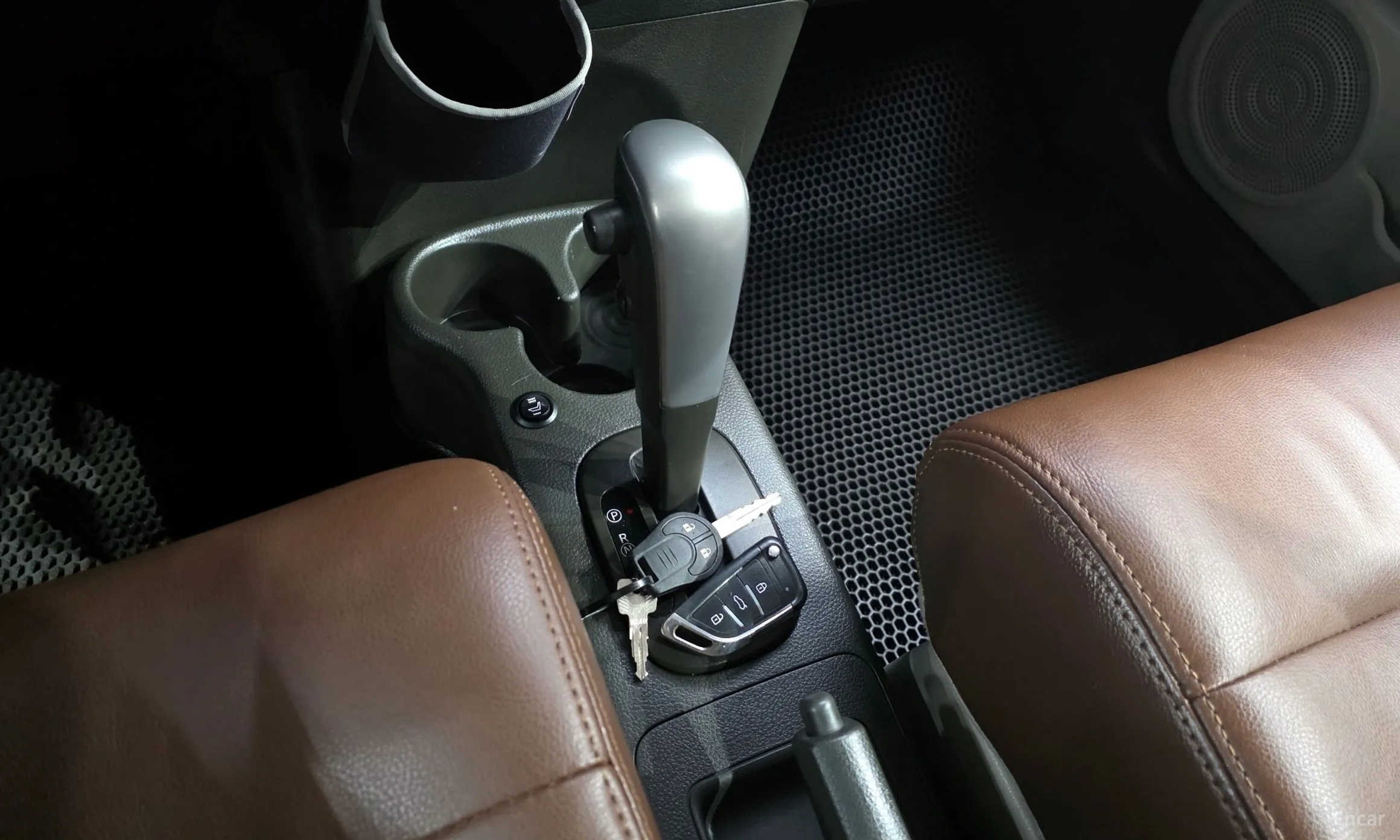 Nissan Cube превью 9