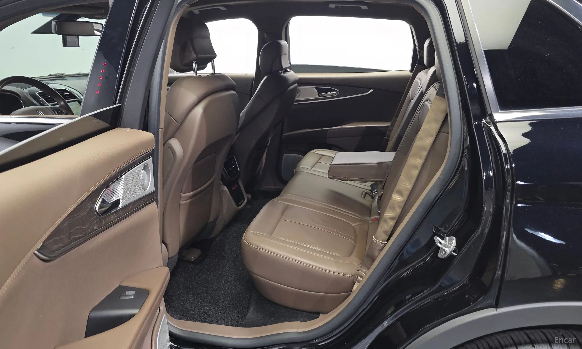 Lincoln MKX 2nd Generation превью 12