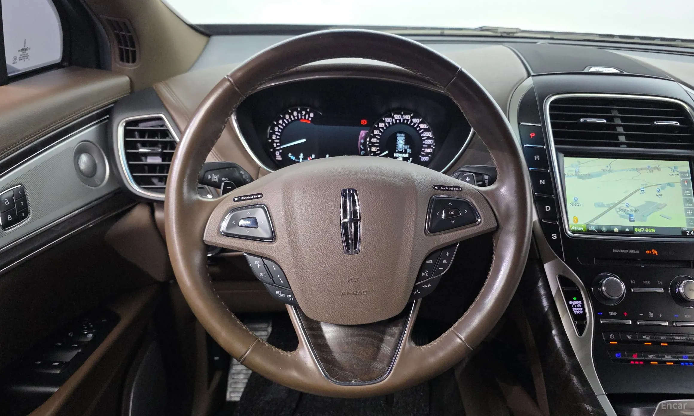 Lincoln MKX 2nd Generation превью 14