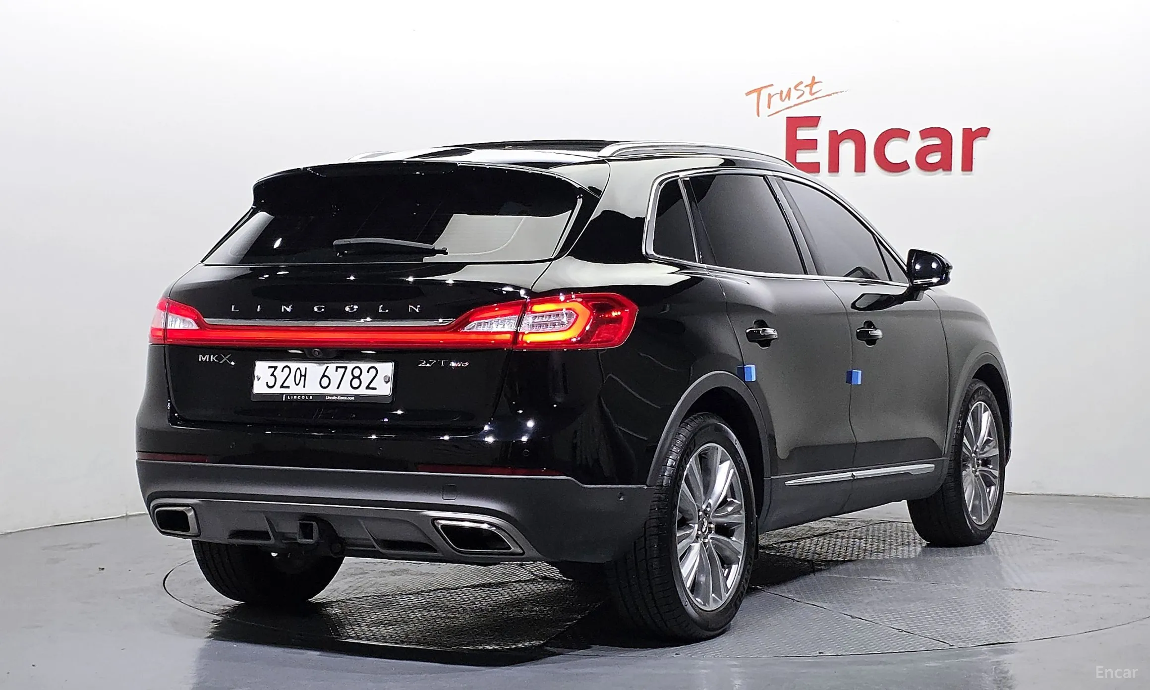 Lincoln MKX 2nd Generation
