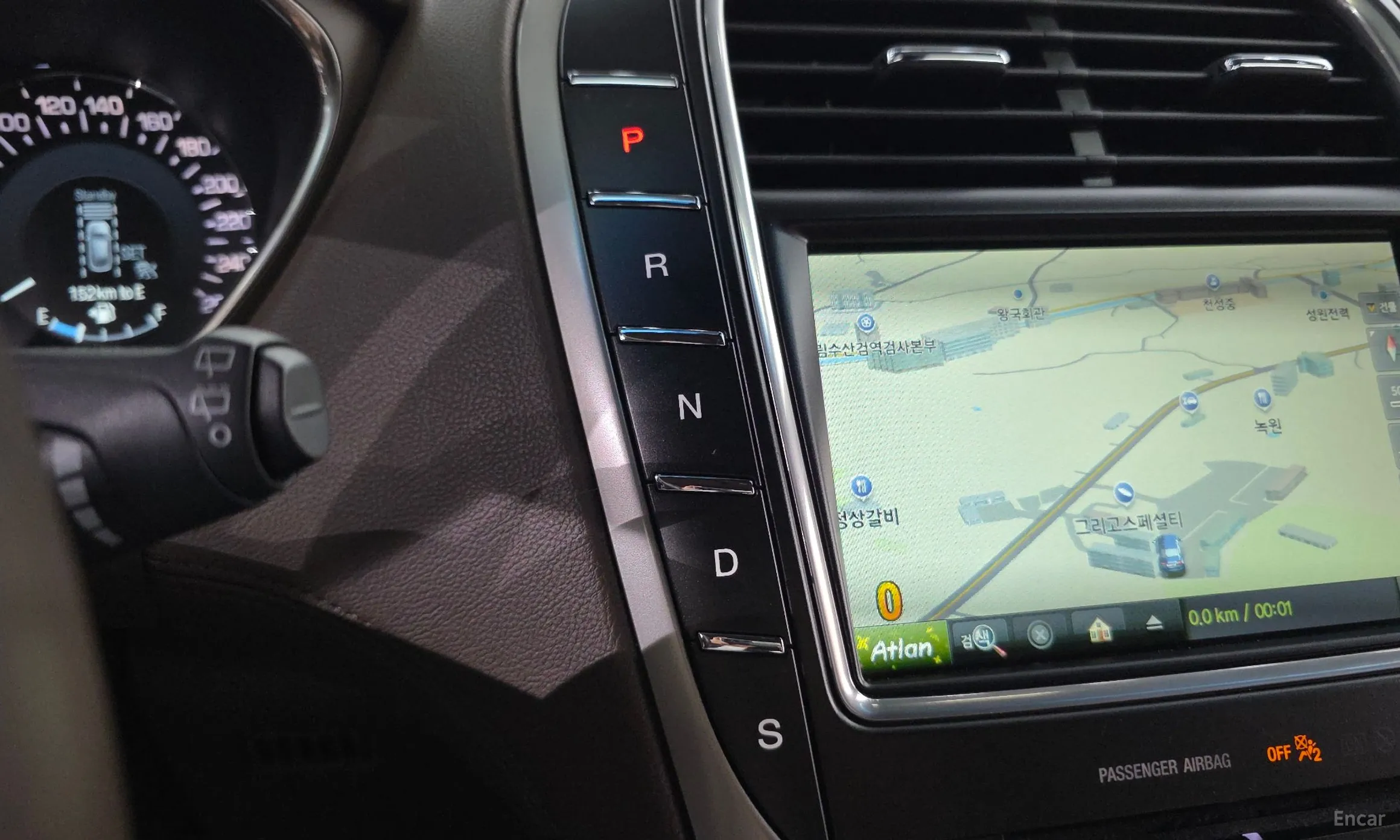 Lincoln MKX 2nd Generation превью 9