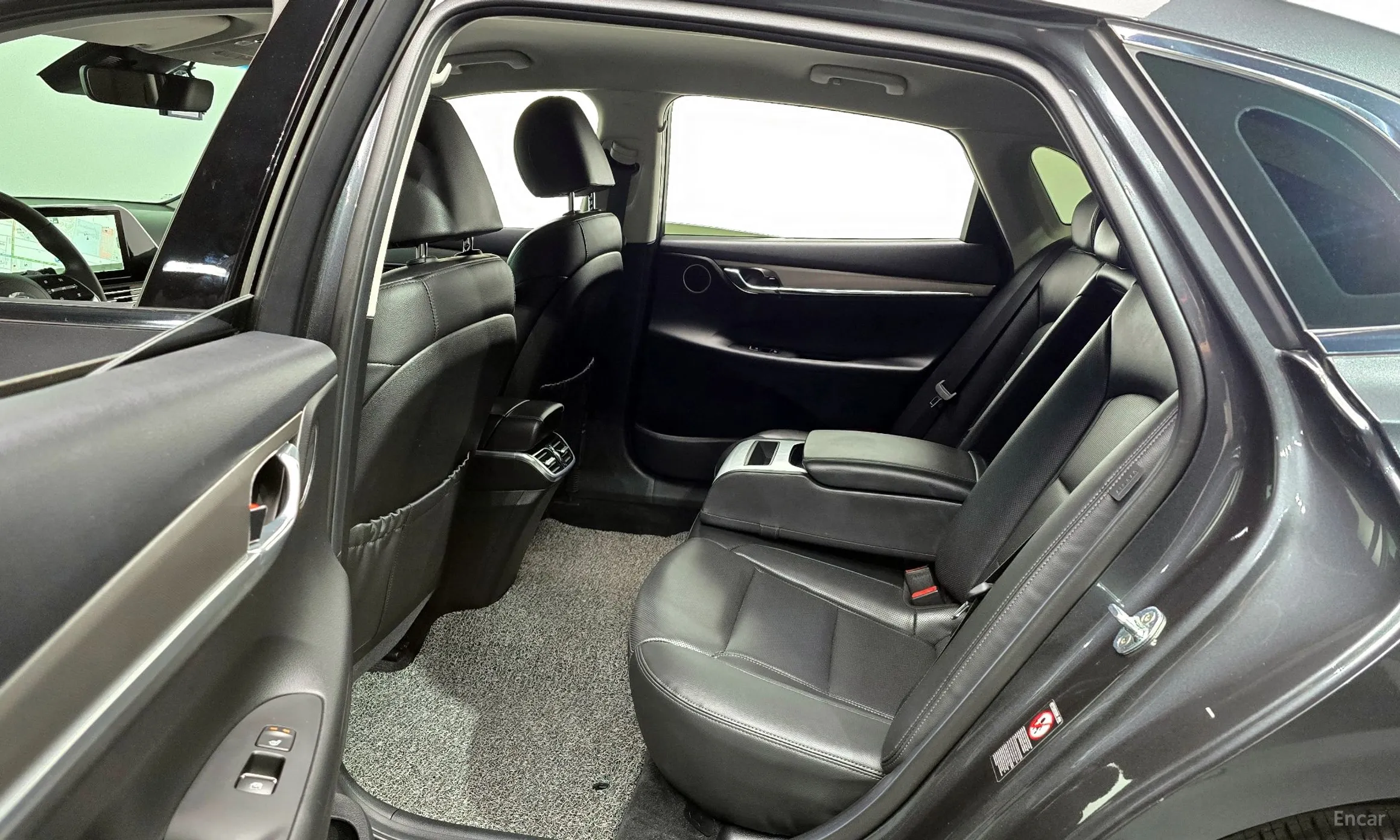 Hyundai Grandeur IG превью 11