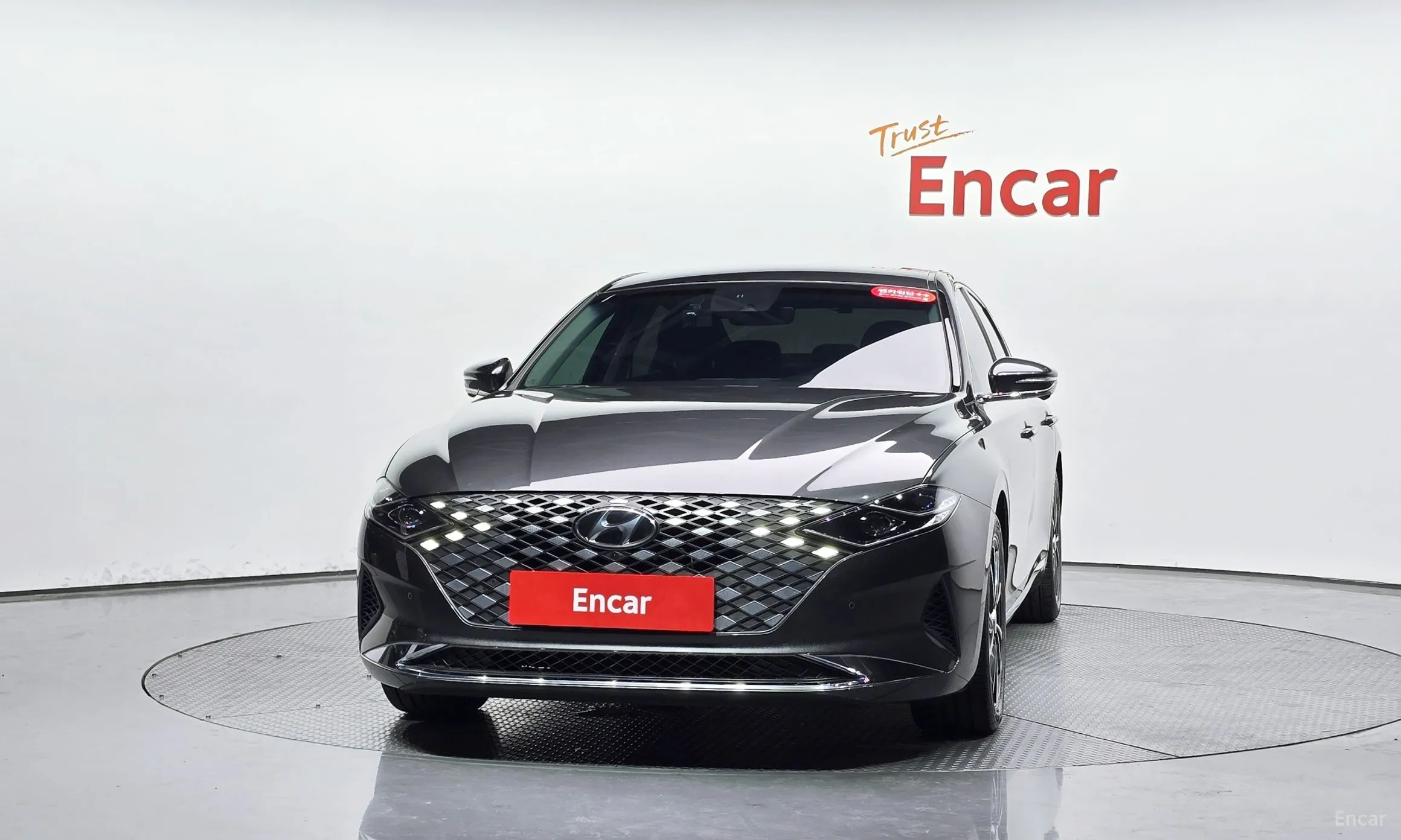 Hyundai Grandeur IG превью 3
