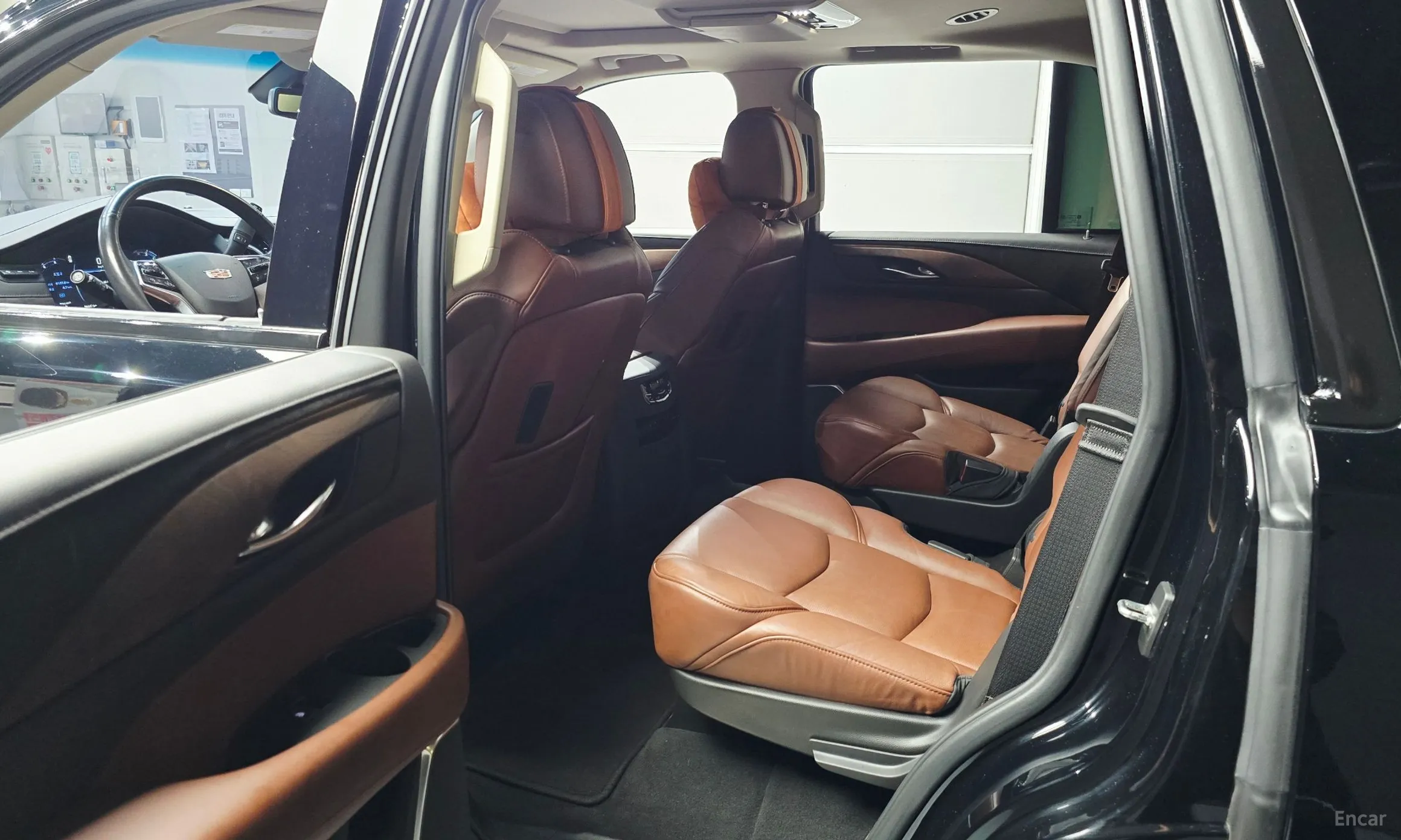 Cadillac Escalade превью 11