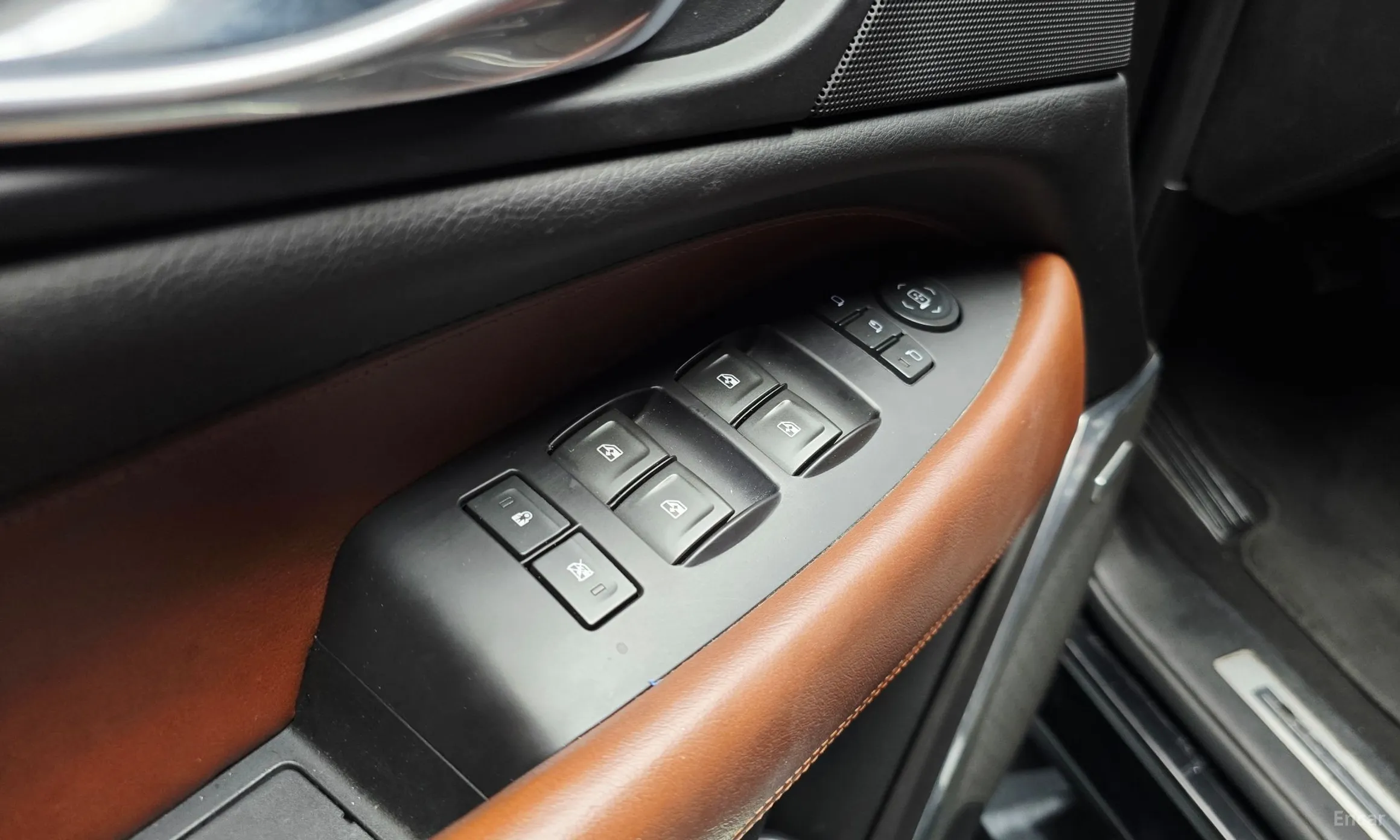 Cadillac Escalade превью 14