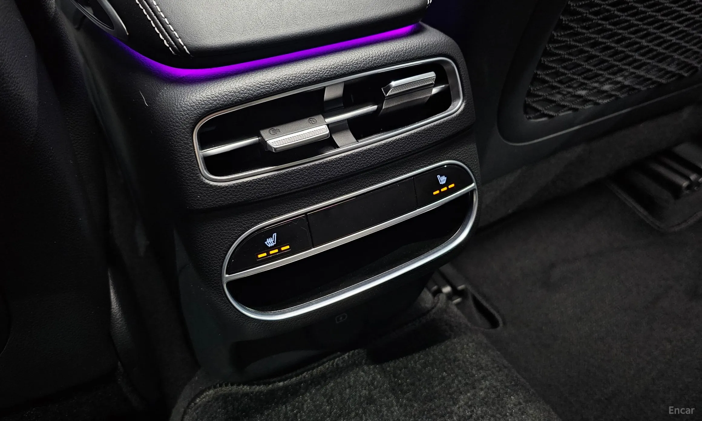 Genesis GV70 превью 20