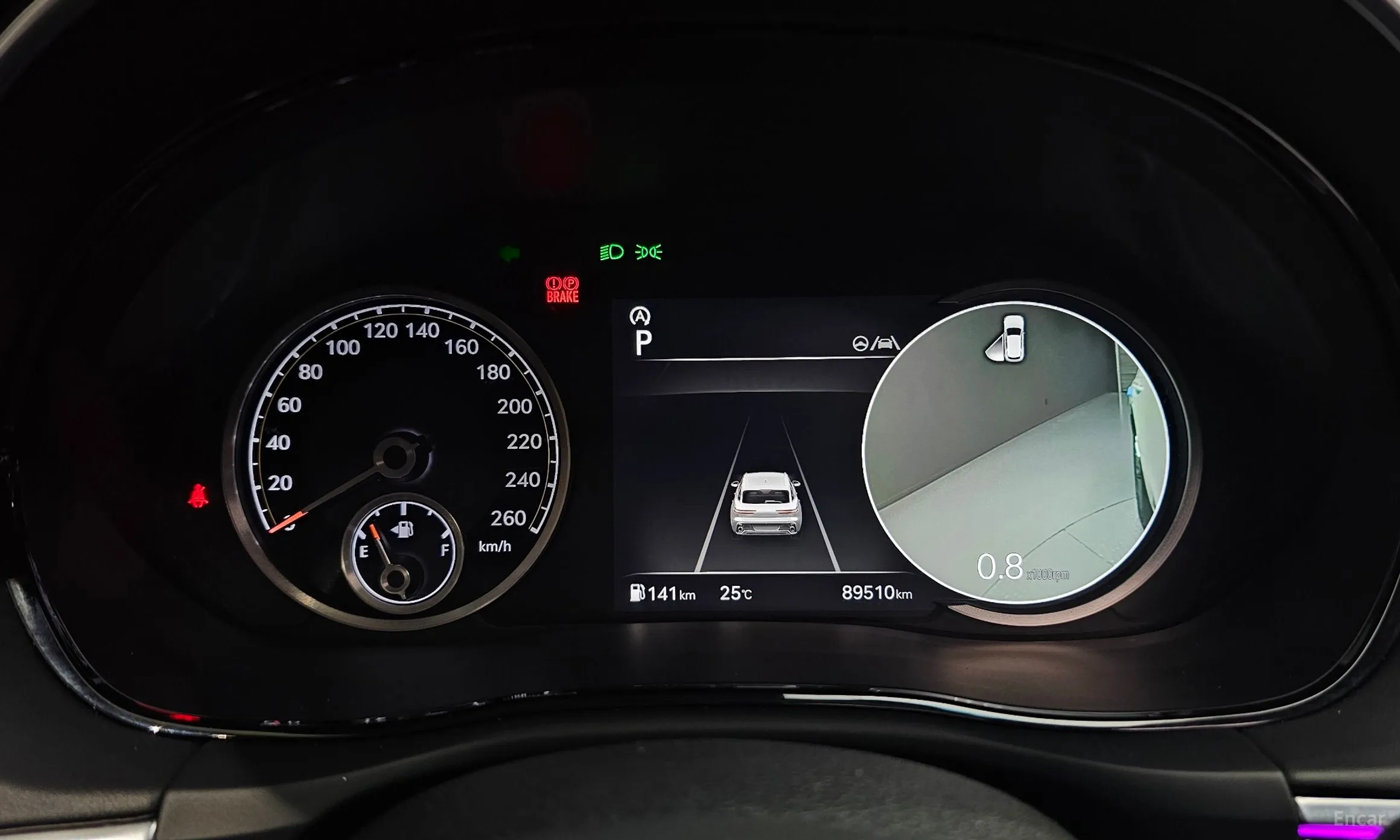 Genesis GV70 превью 8