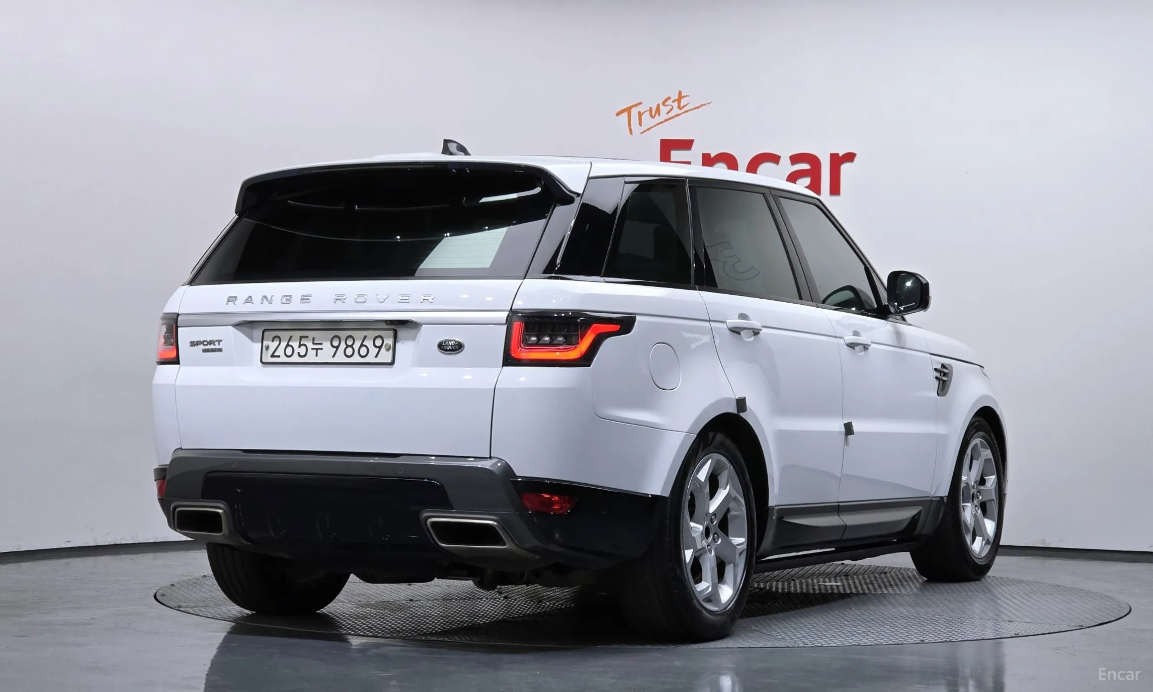 Land Rover Range Rover Sport 2nd Generation