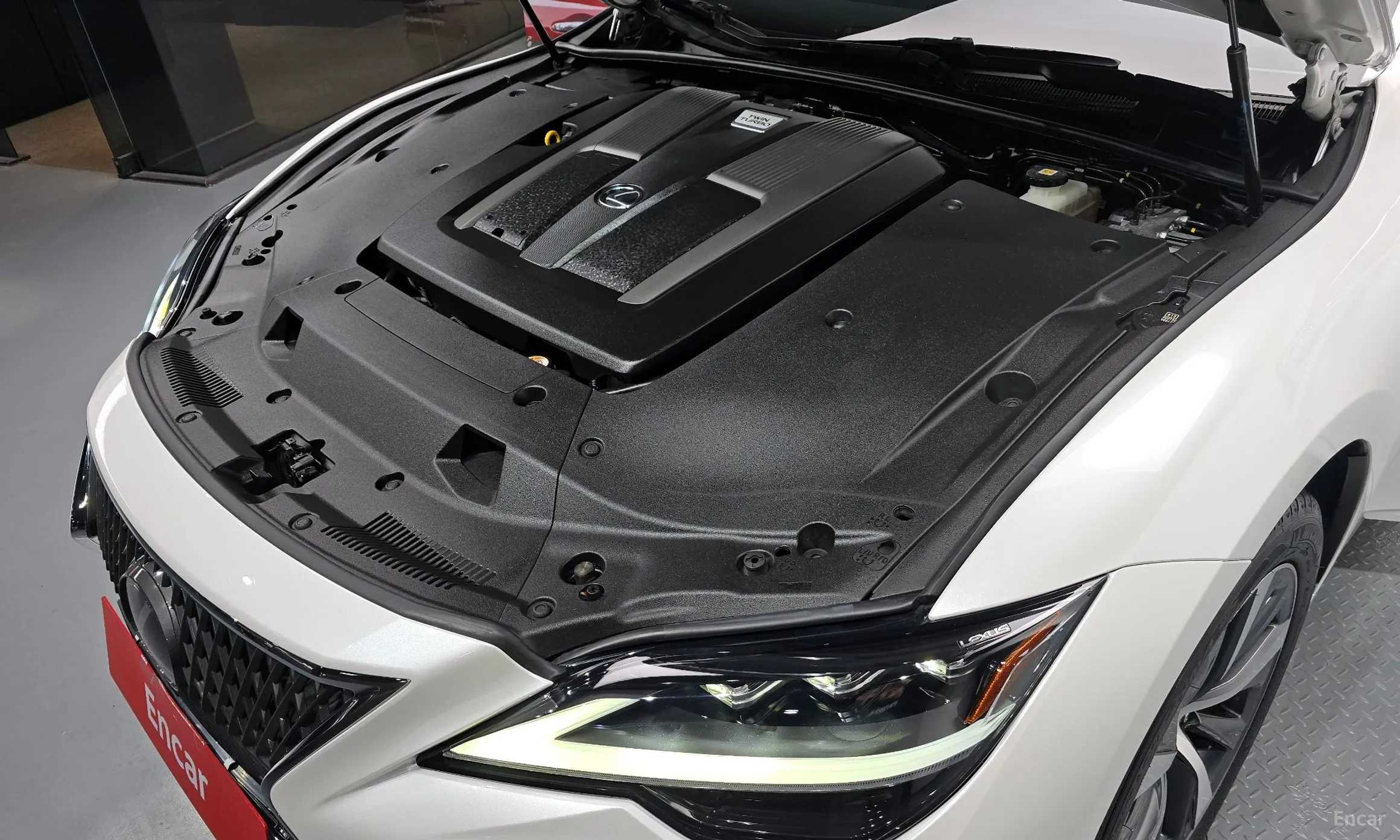 Lexus LS500 5th Generation превью 6