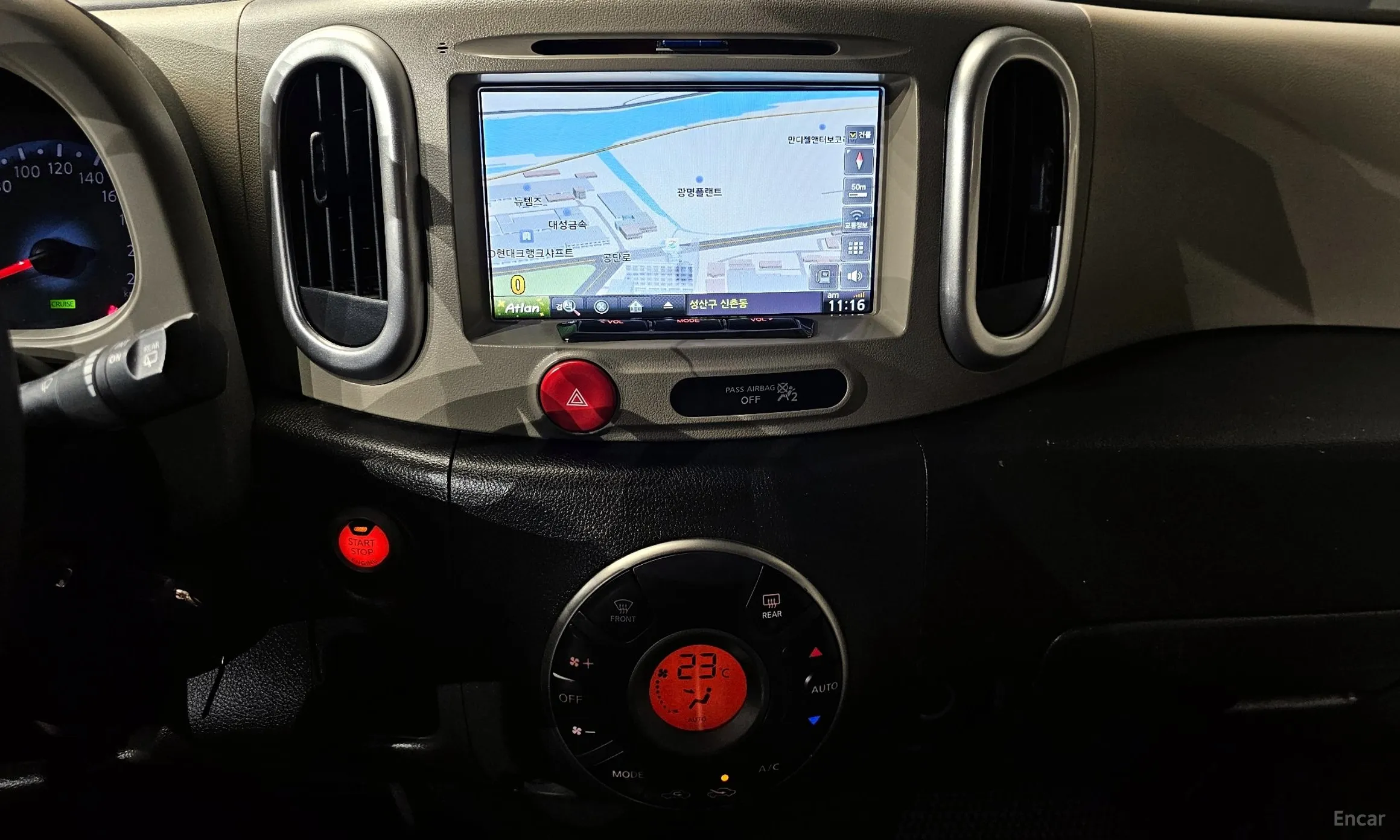 Nissan Cube превью 15